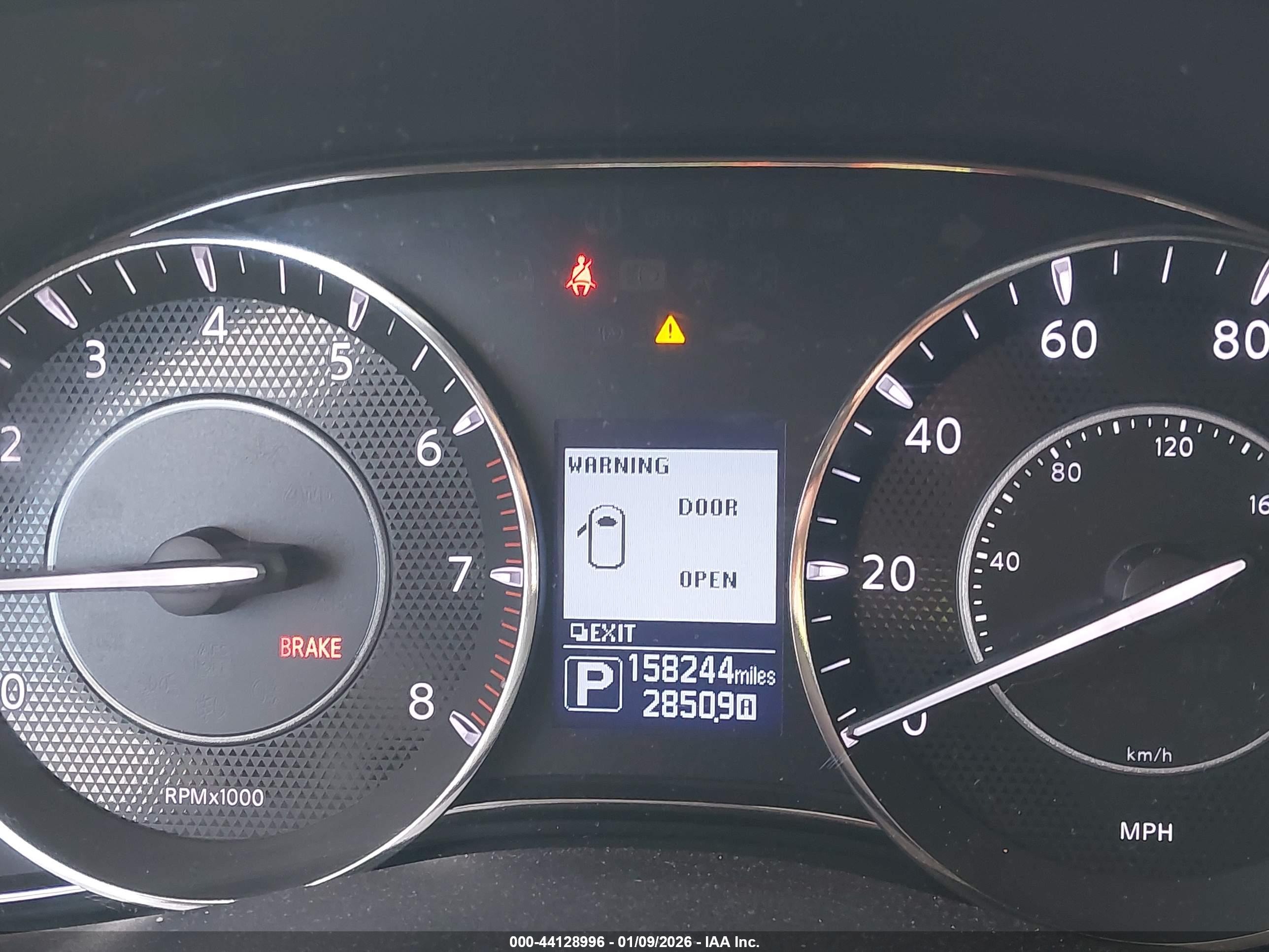 NISSAN ARMADA image 7