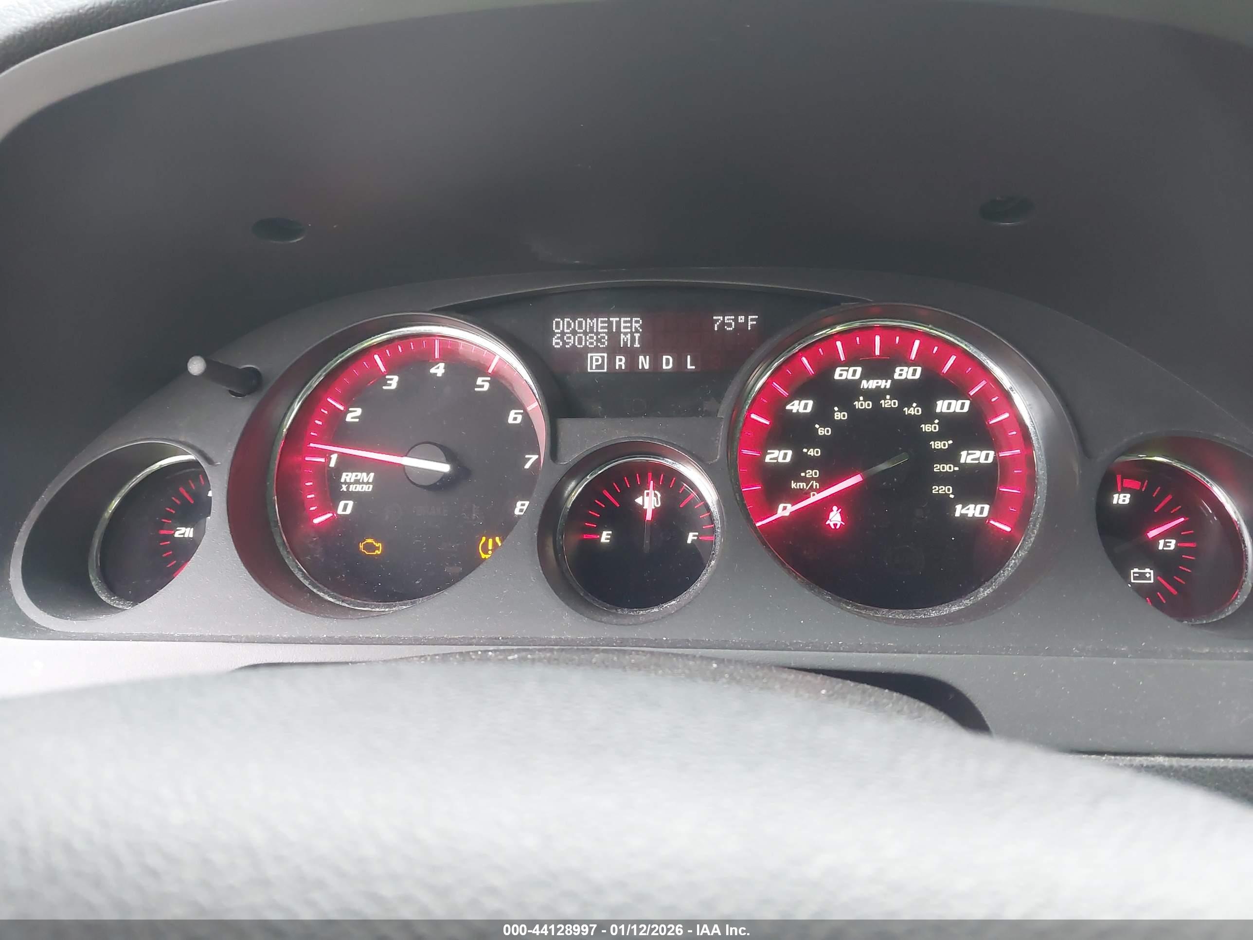 GMC ACADIA image 7