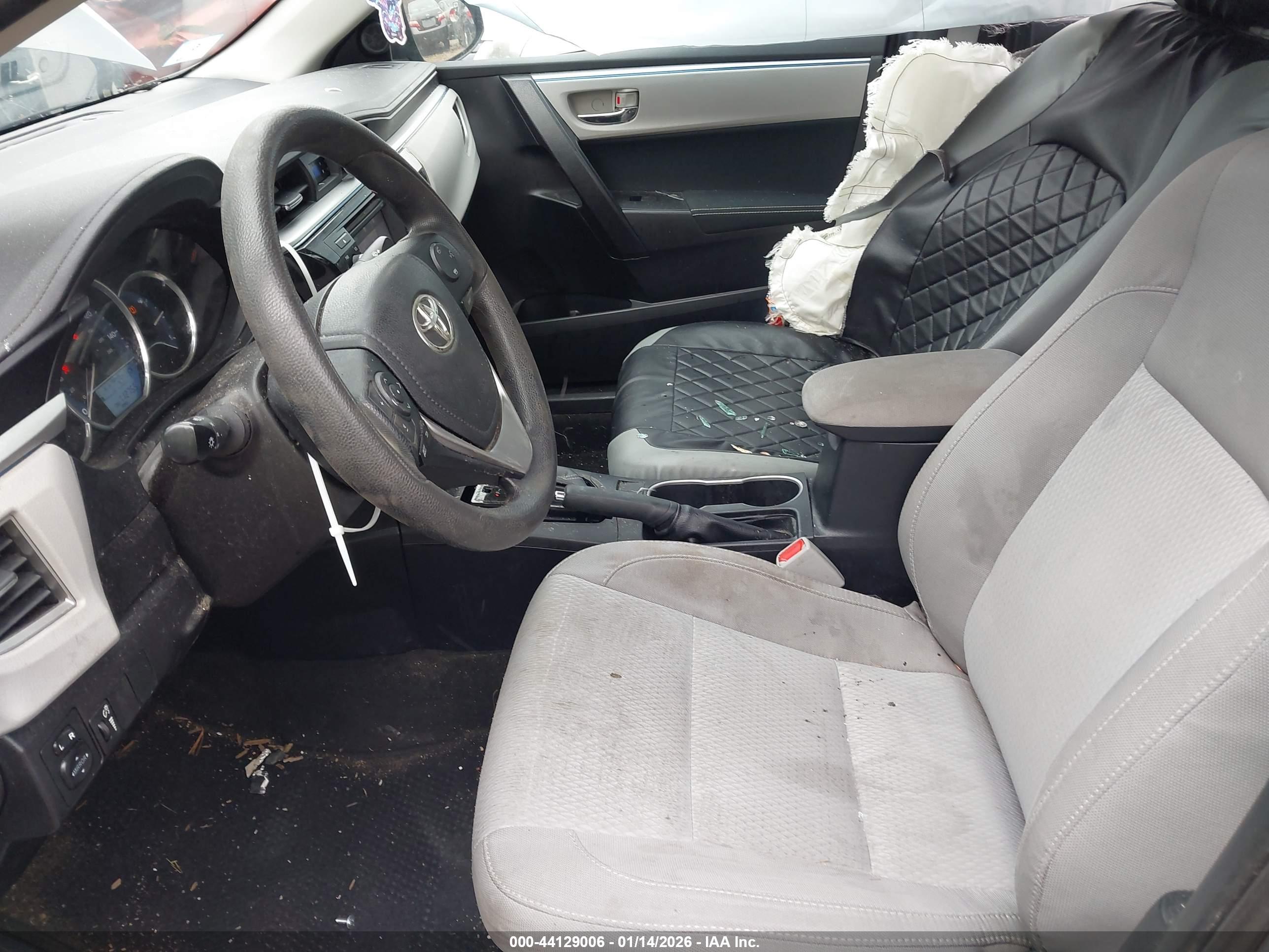 TOYOTA COROLLA image 5