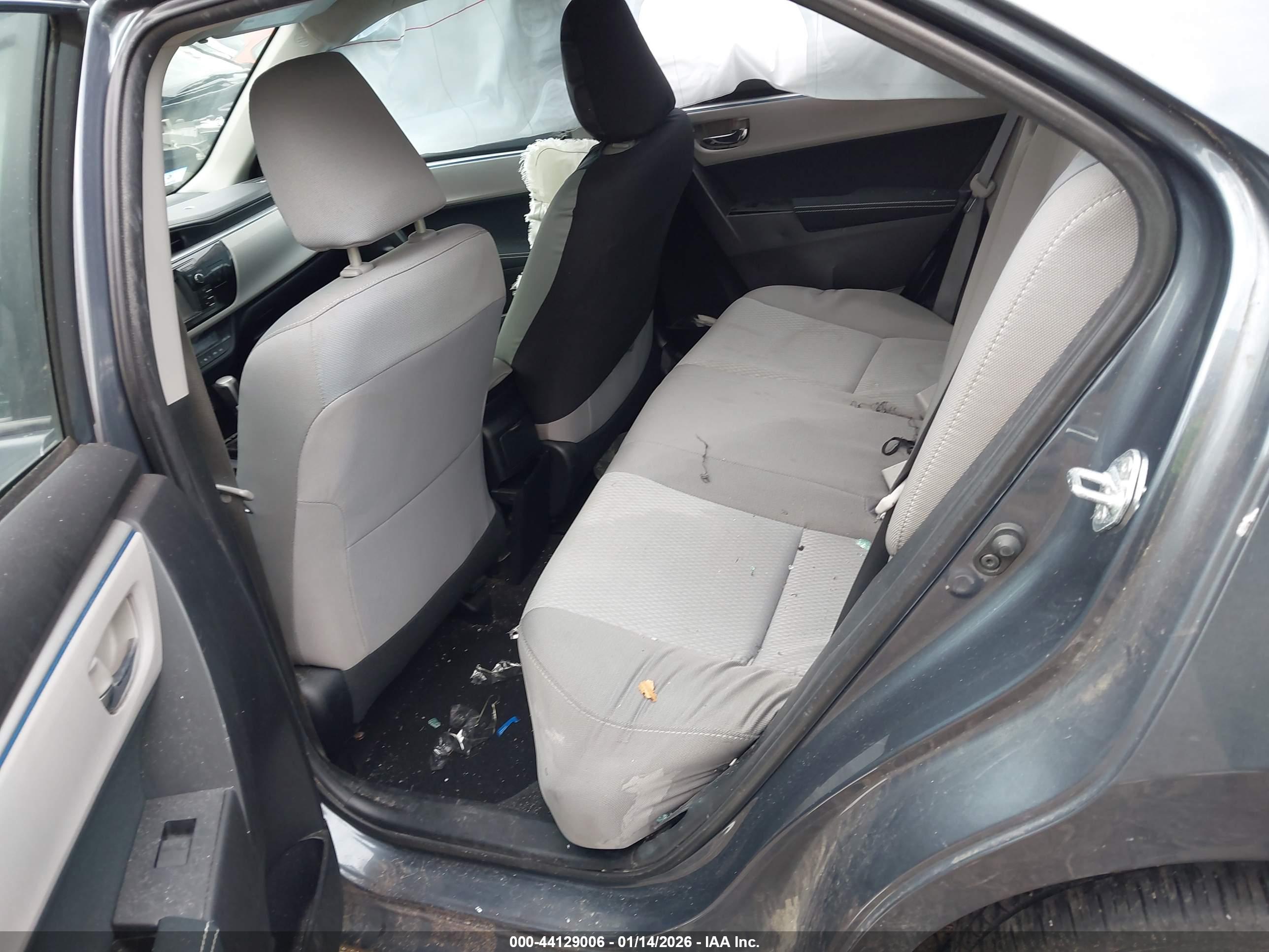 TOYOTA COROLLA image 8