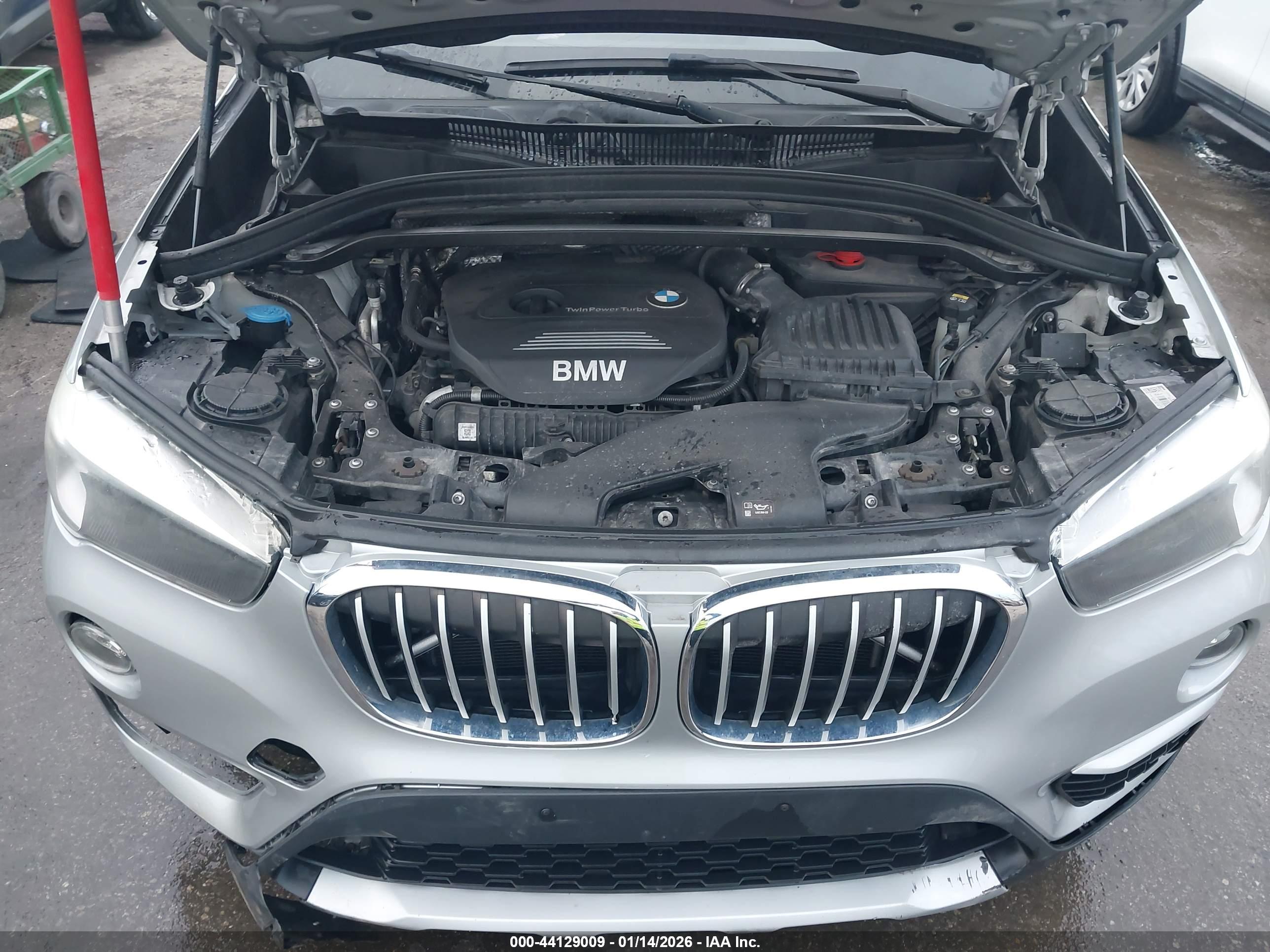 BMW X1 image 10