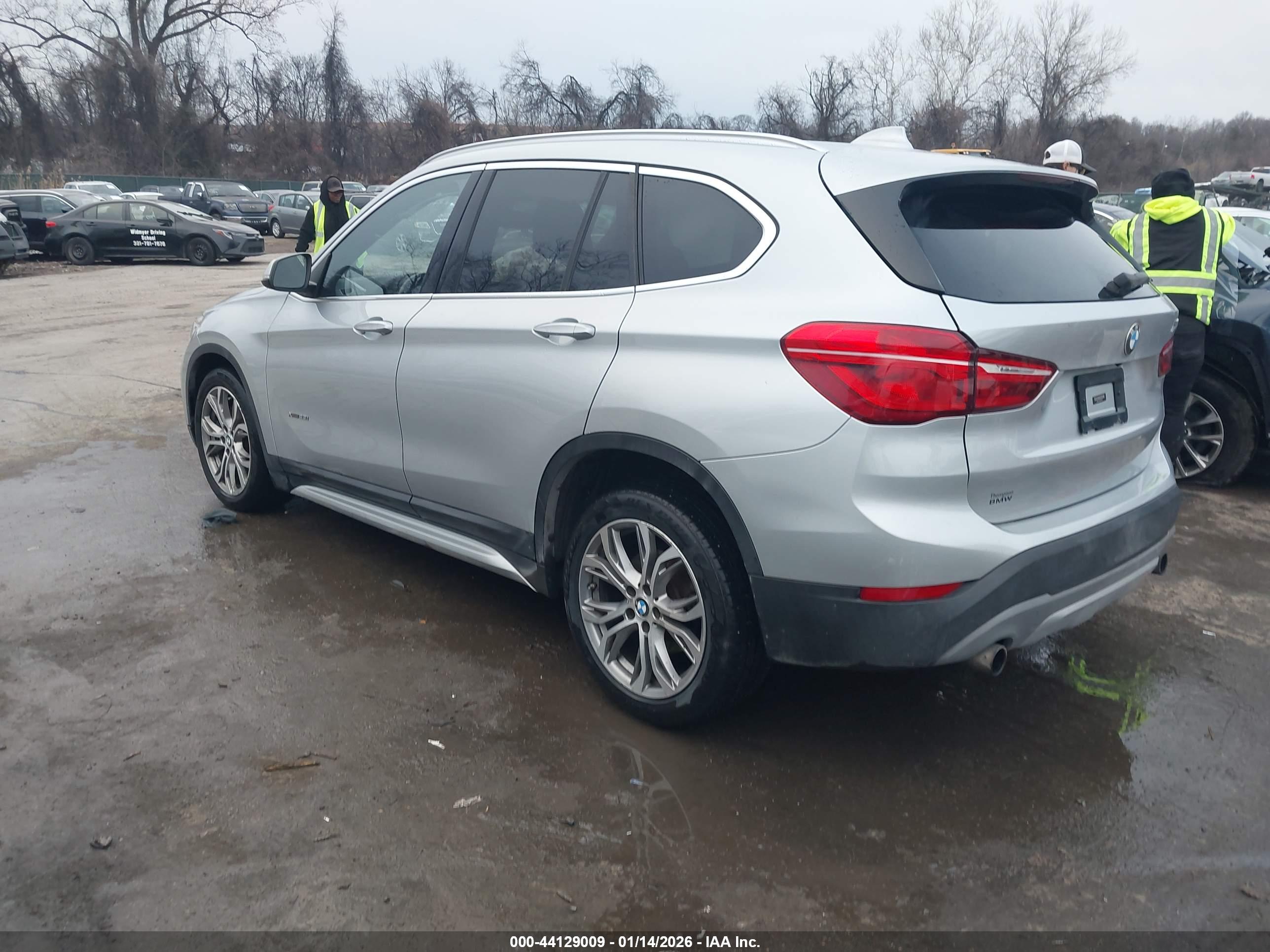 BMW X1 image 3