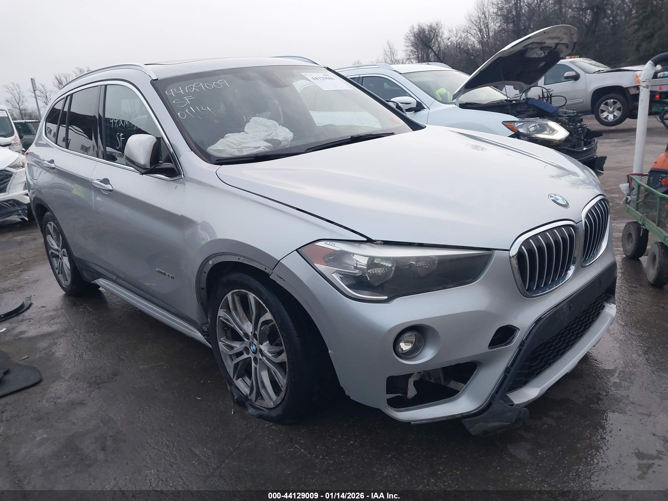 BMW X1 image 6