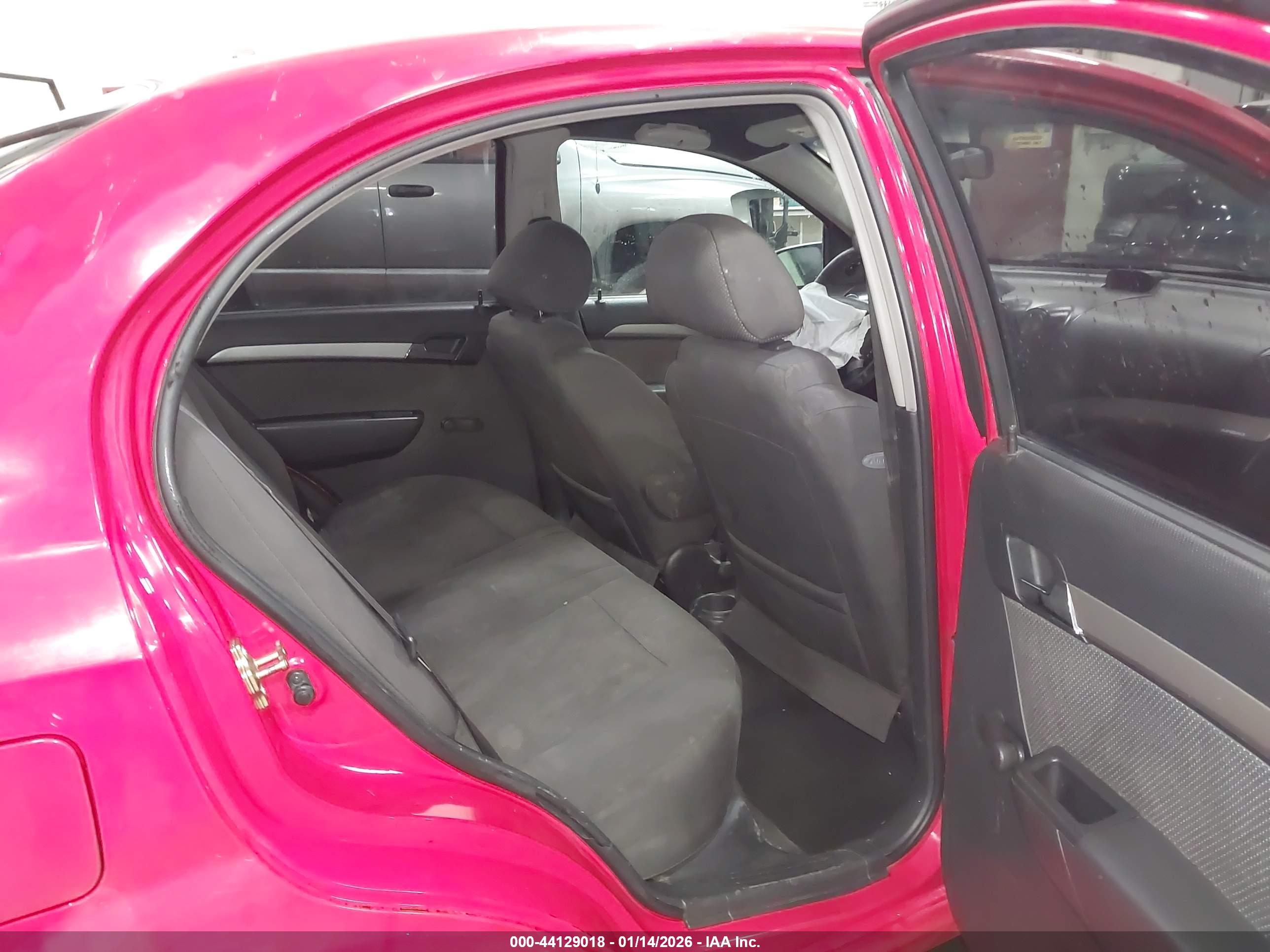 CHEVROLET AVEO image 8