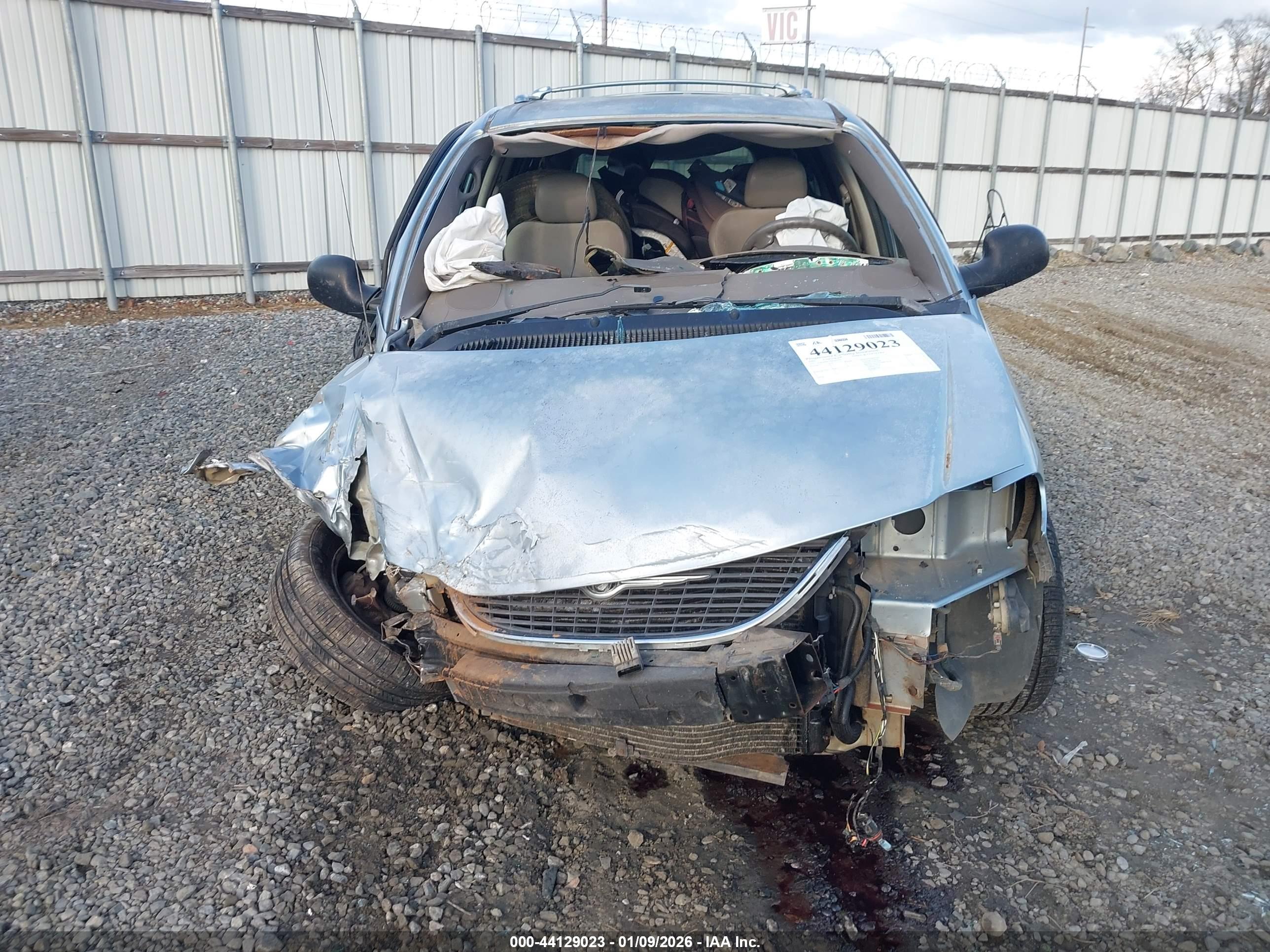 CHRYSLER TOWN image 6