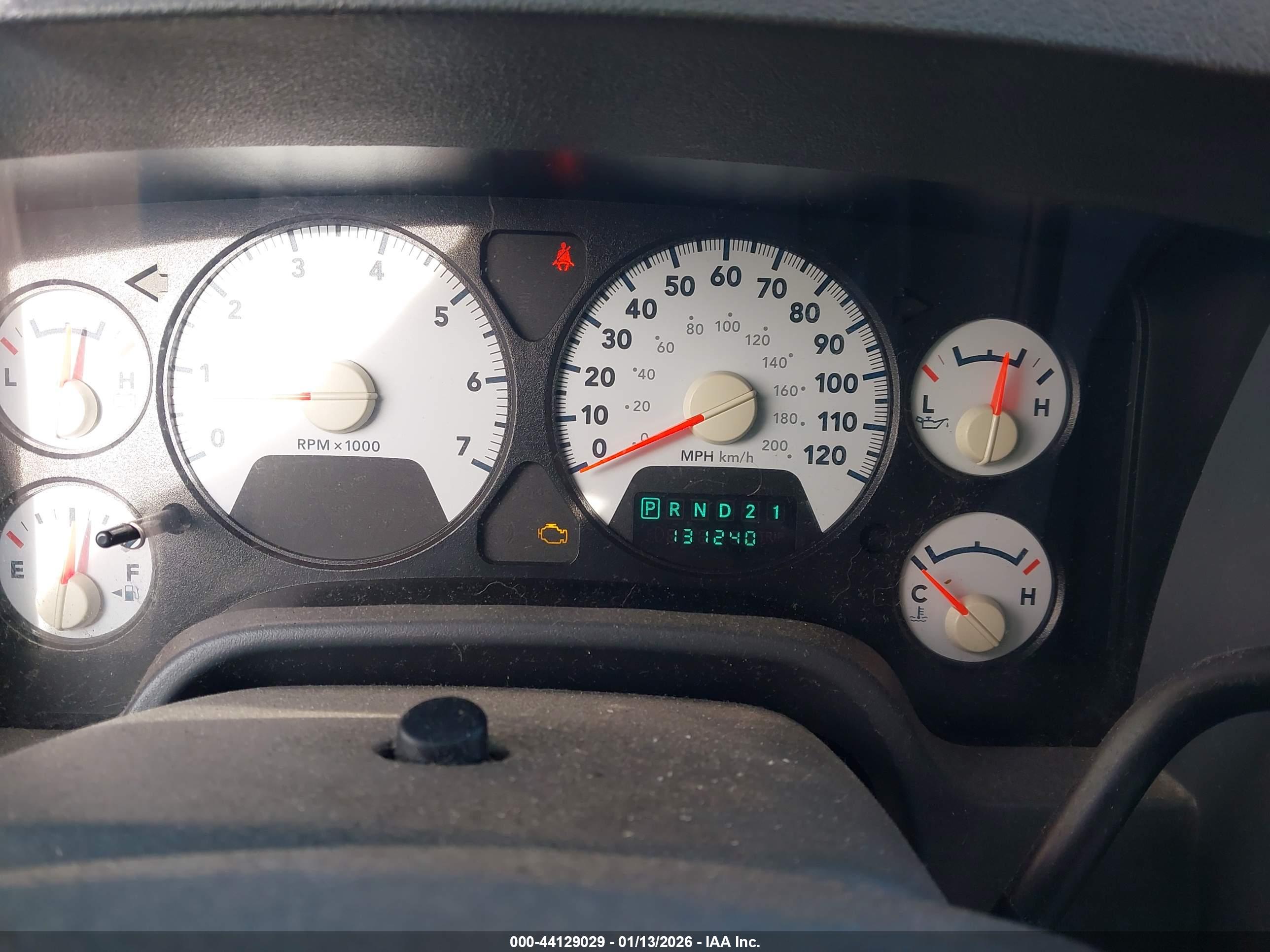 DODGE RAM image 7