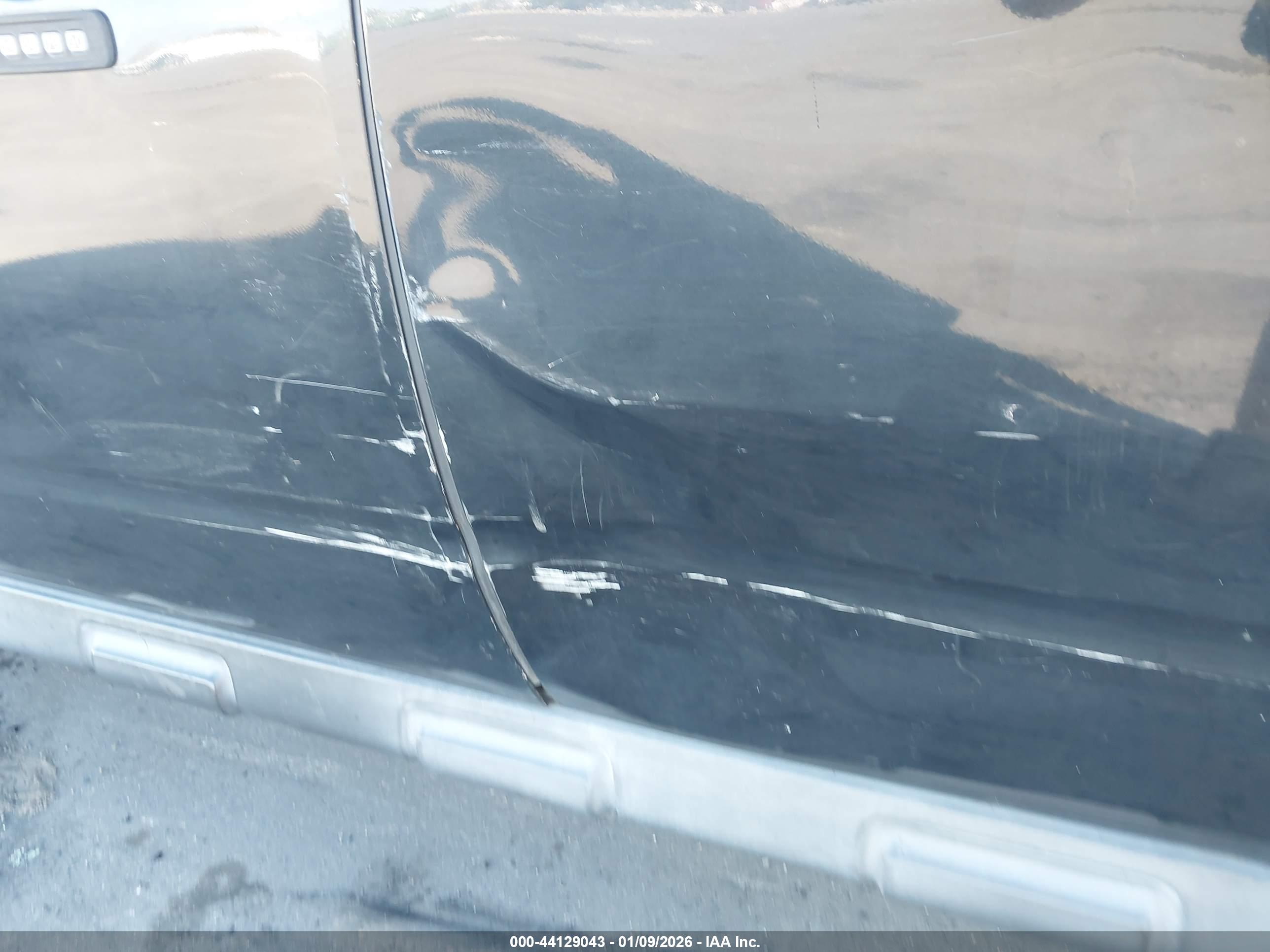 FORD ESCAPE image 6