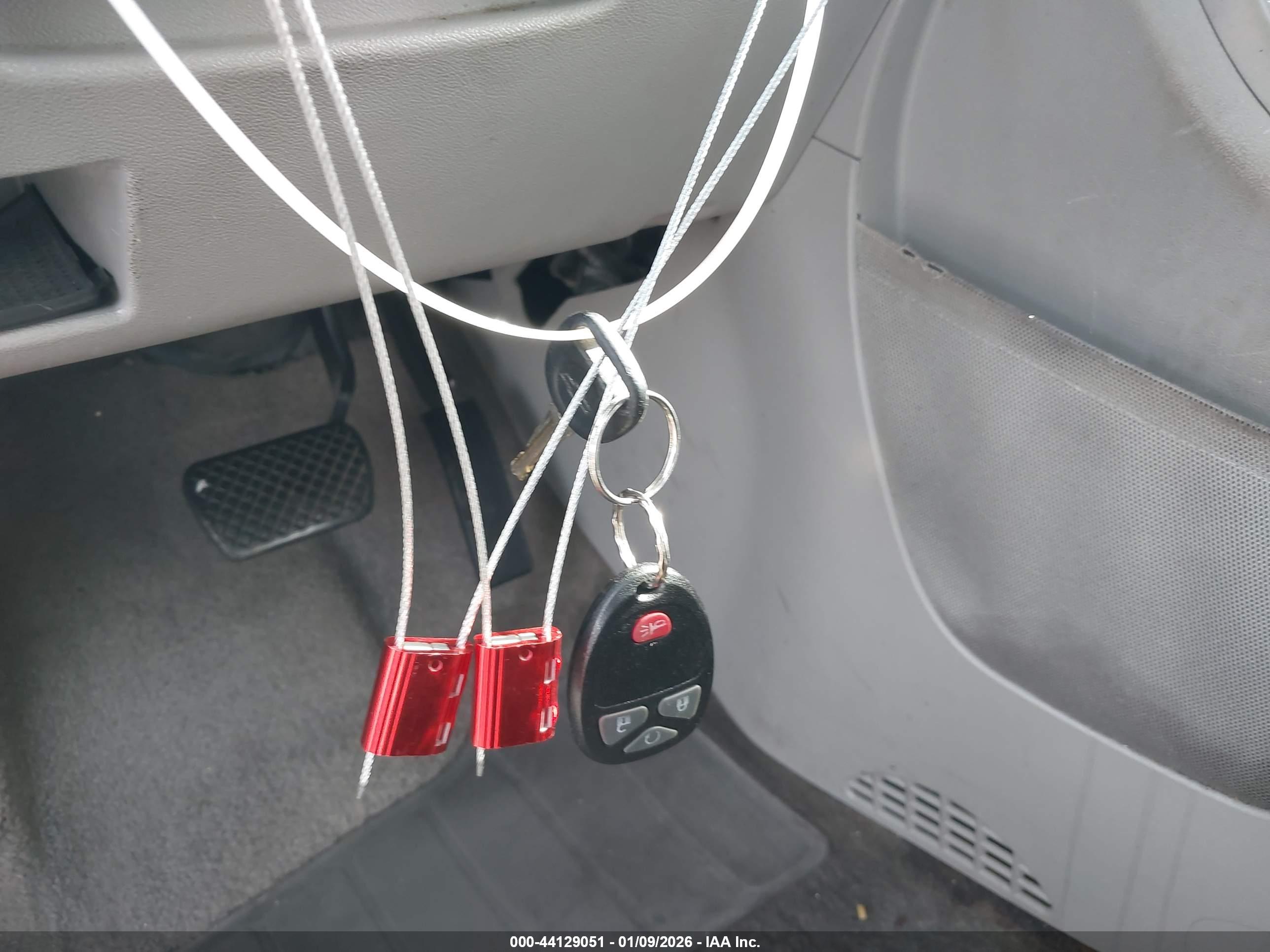 CHEVROLET EQUINOX image 11