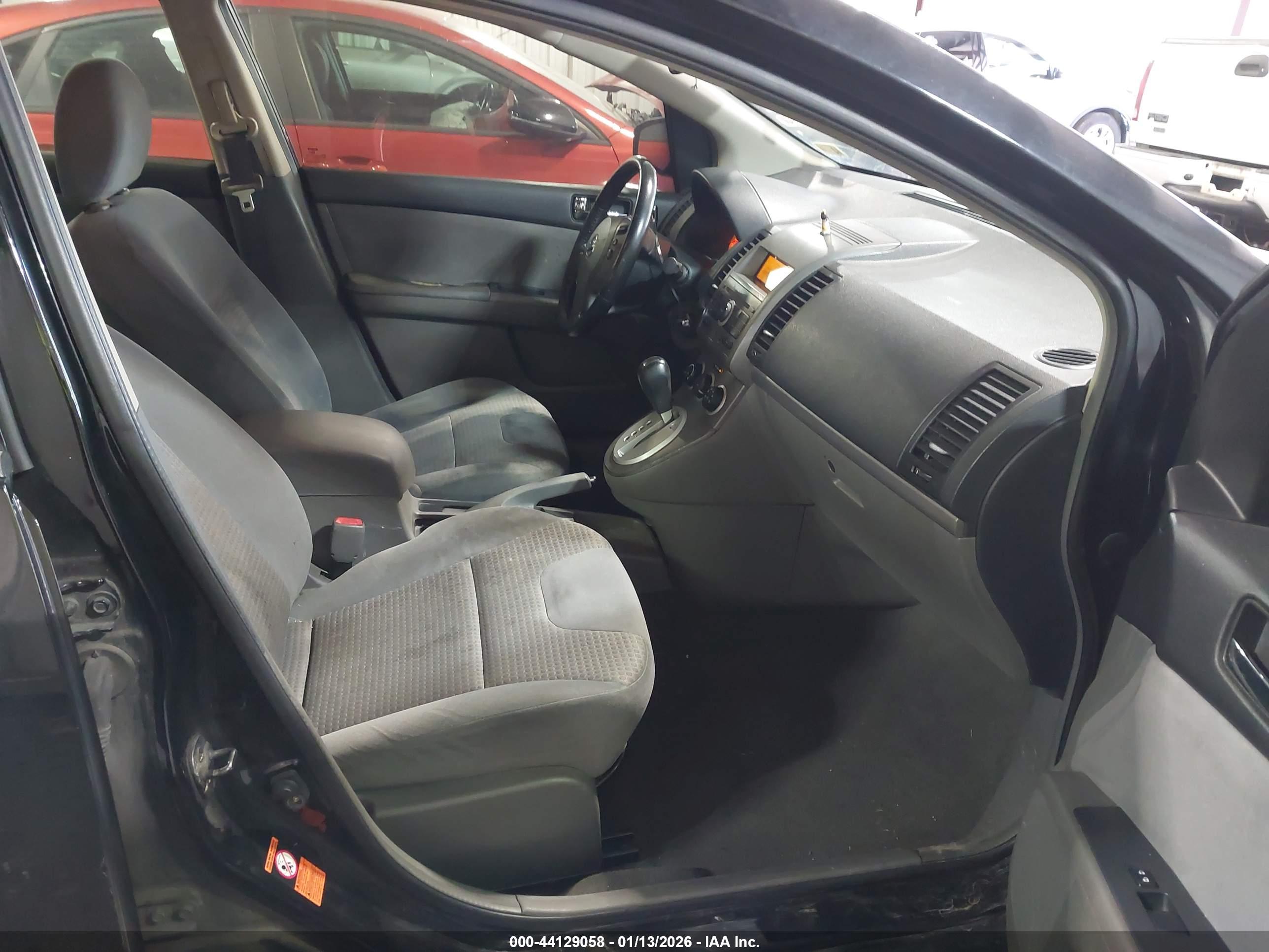 NISSAN SENTRA image 5
