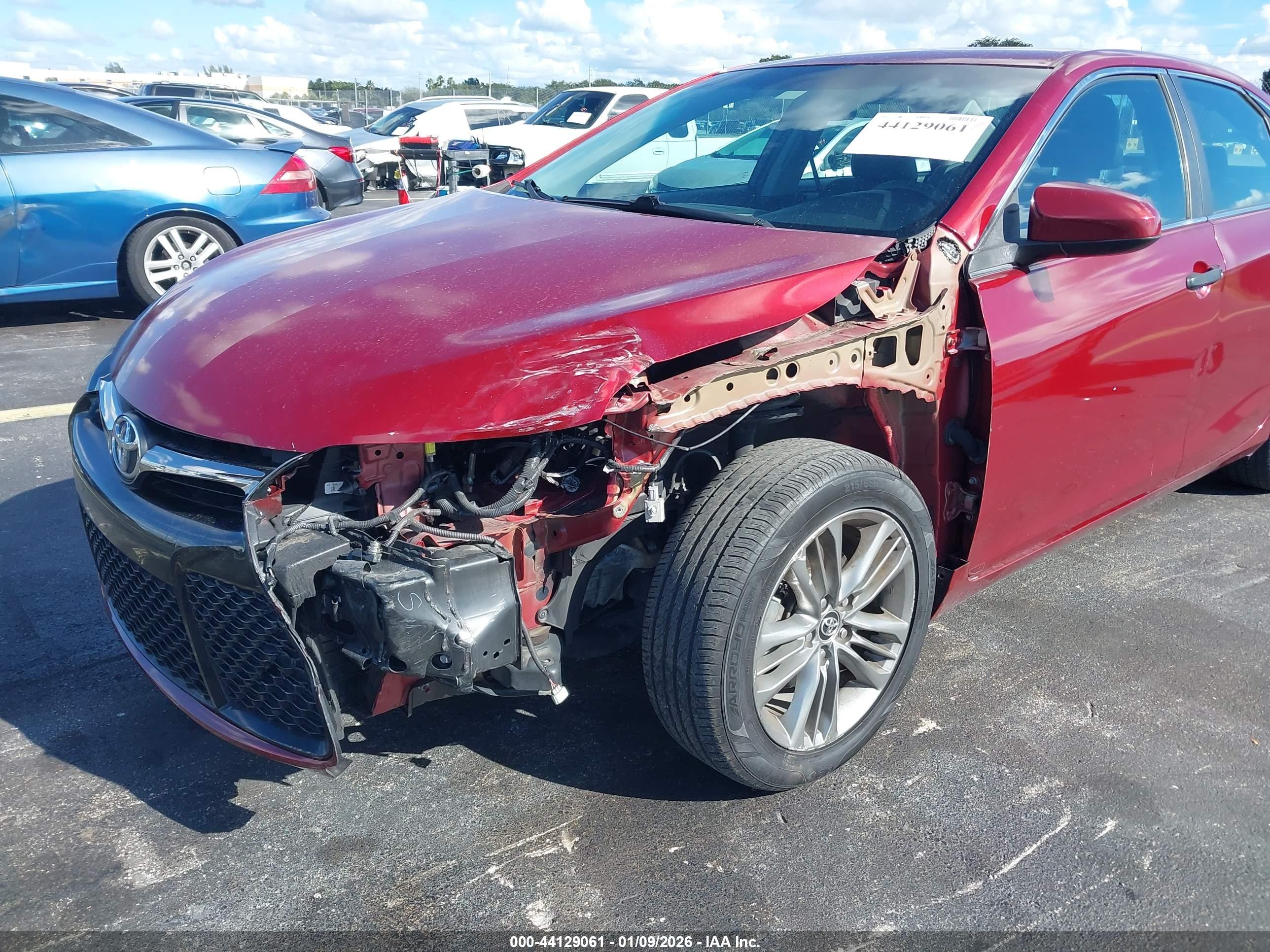 TOYOTA CAMRY image 6