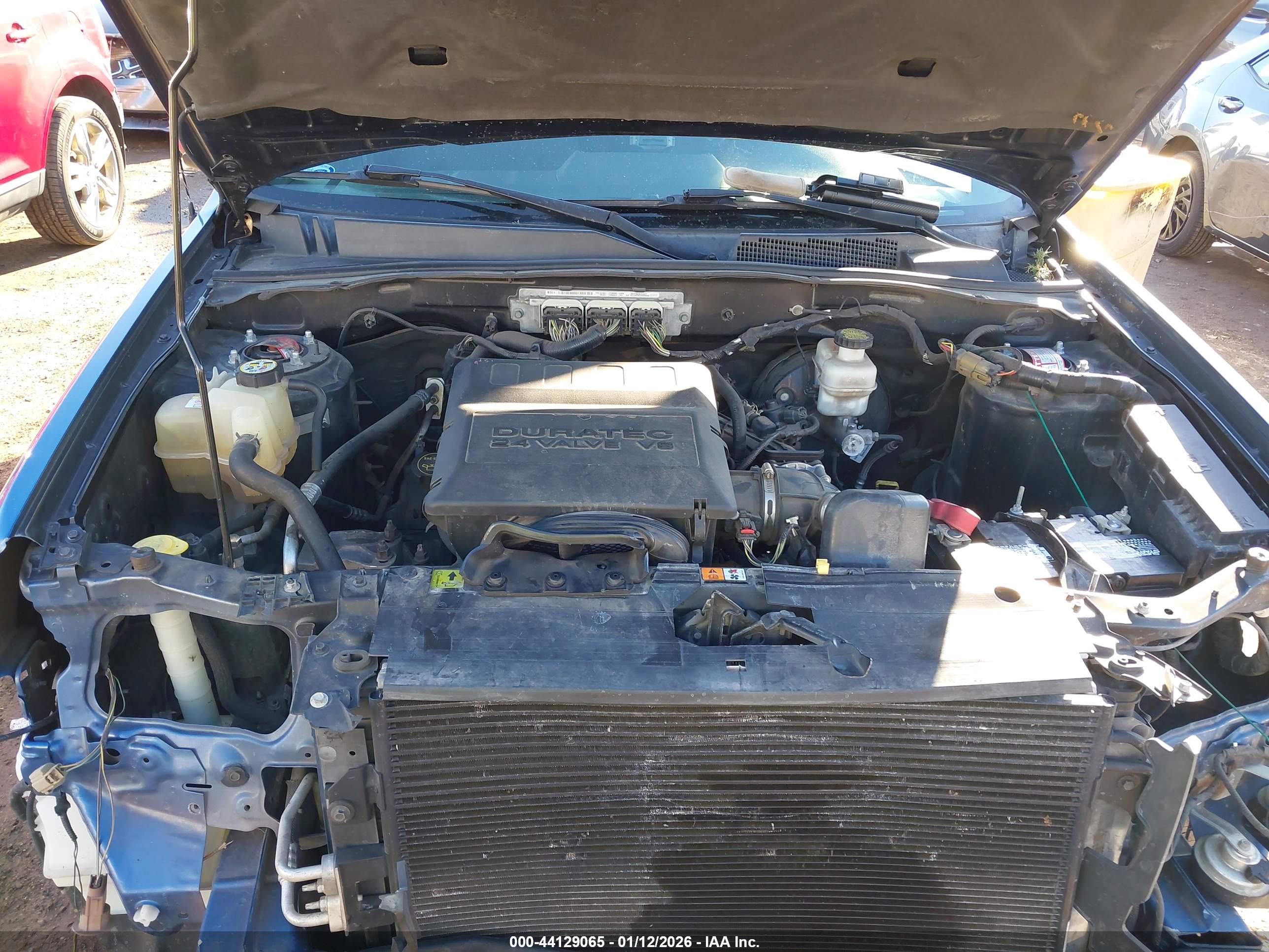 FORD ESCAPE image 10