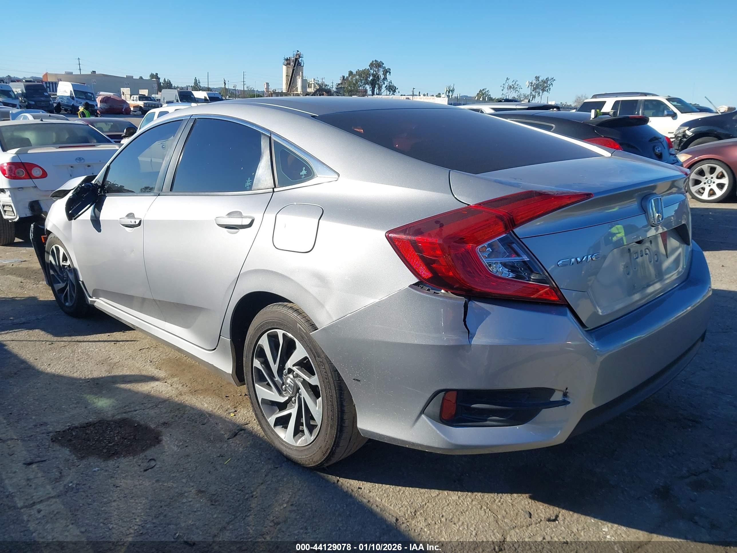 HONDA CIVIC image 3