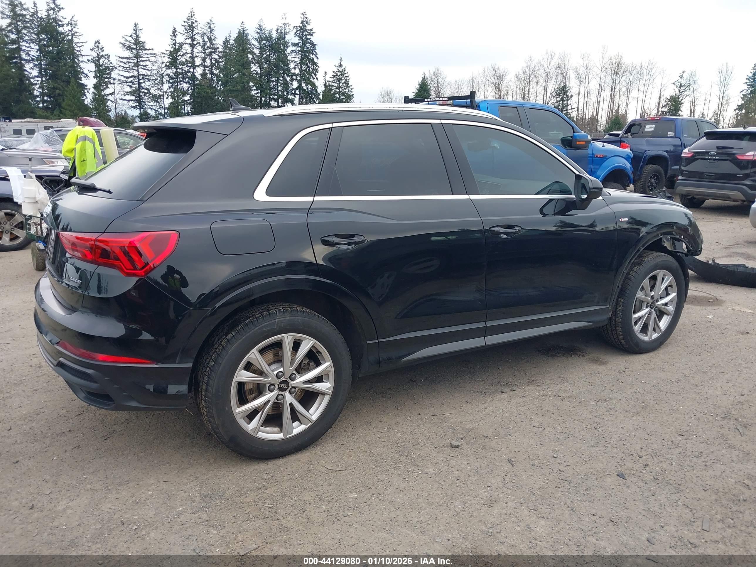 AUDI Q3 image 4