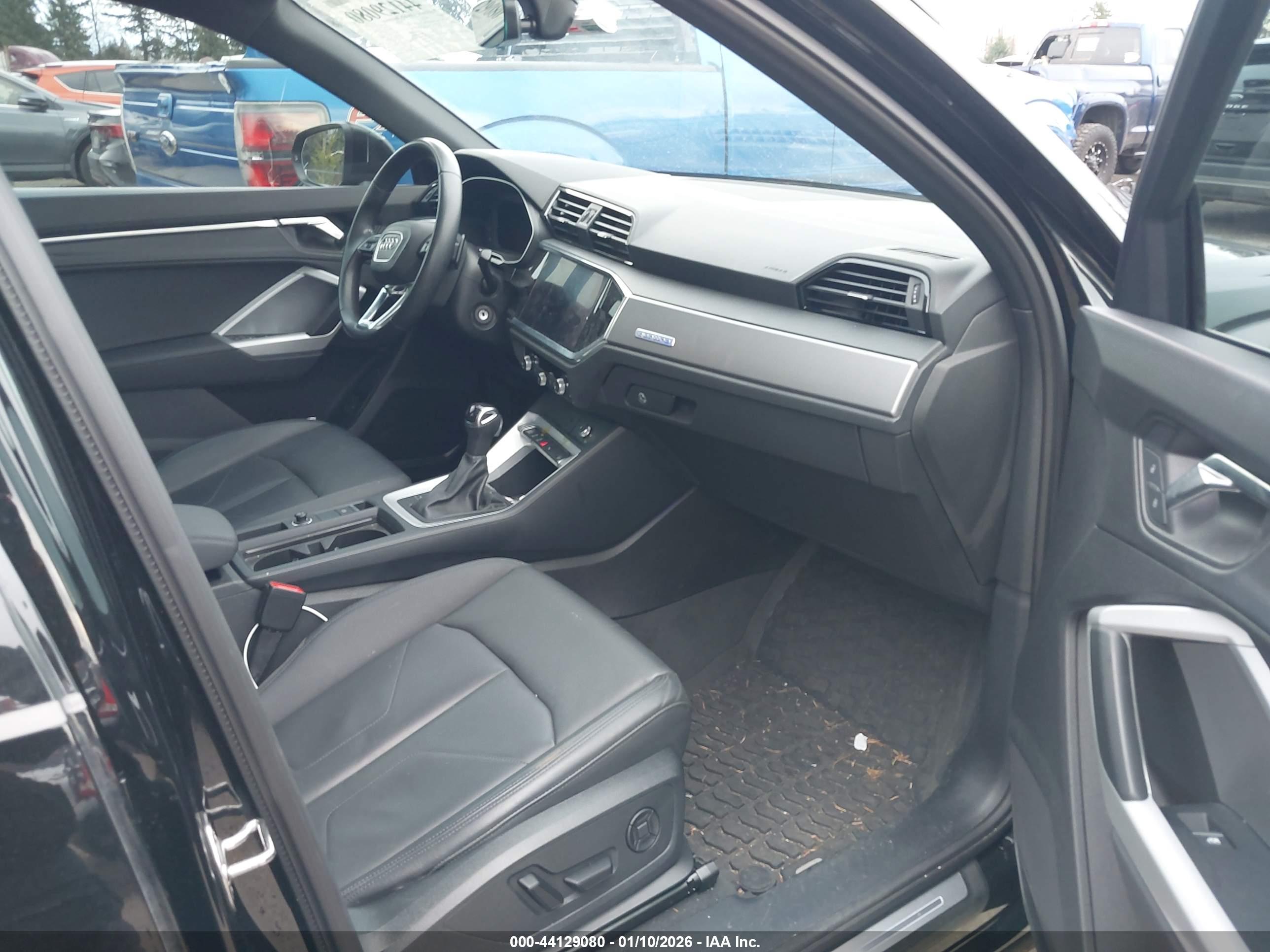 AUDI Q3 image 5