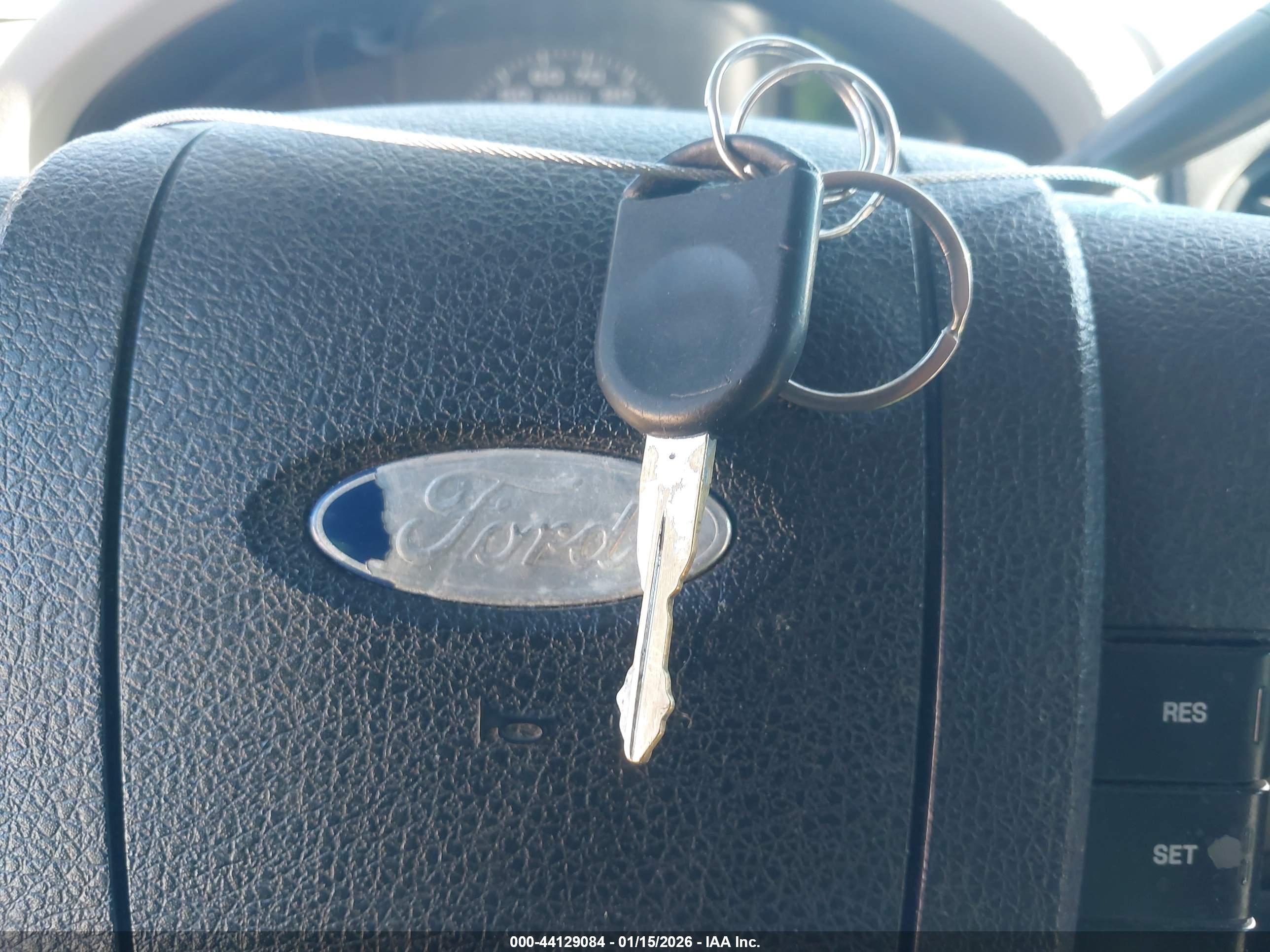 FORD F-150 image 11