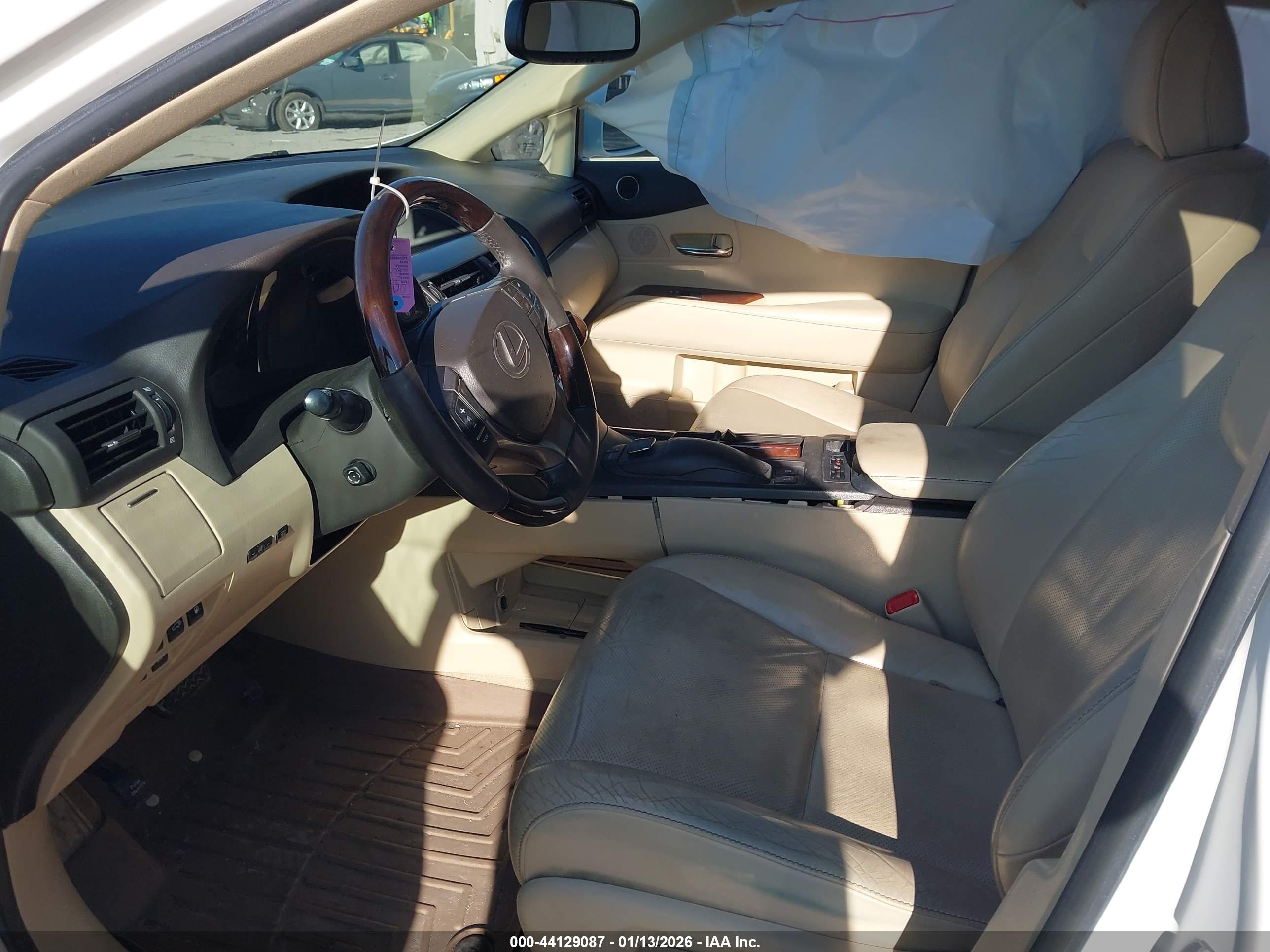 LEXUS RX image 5