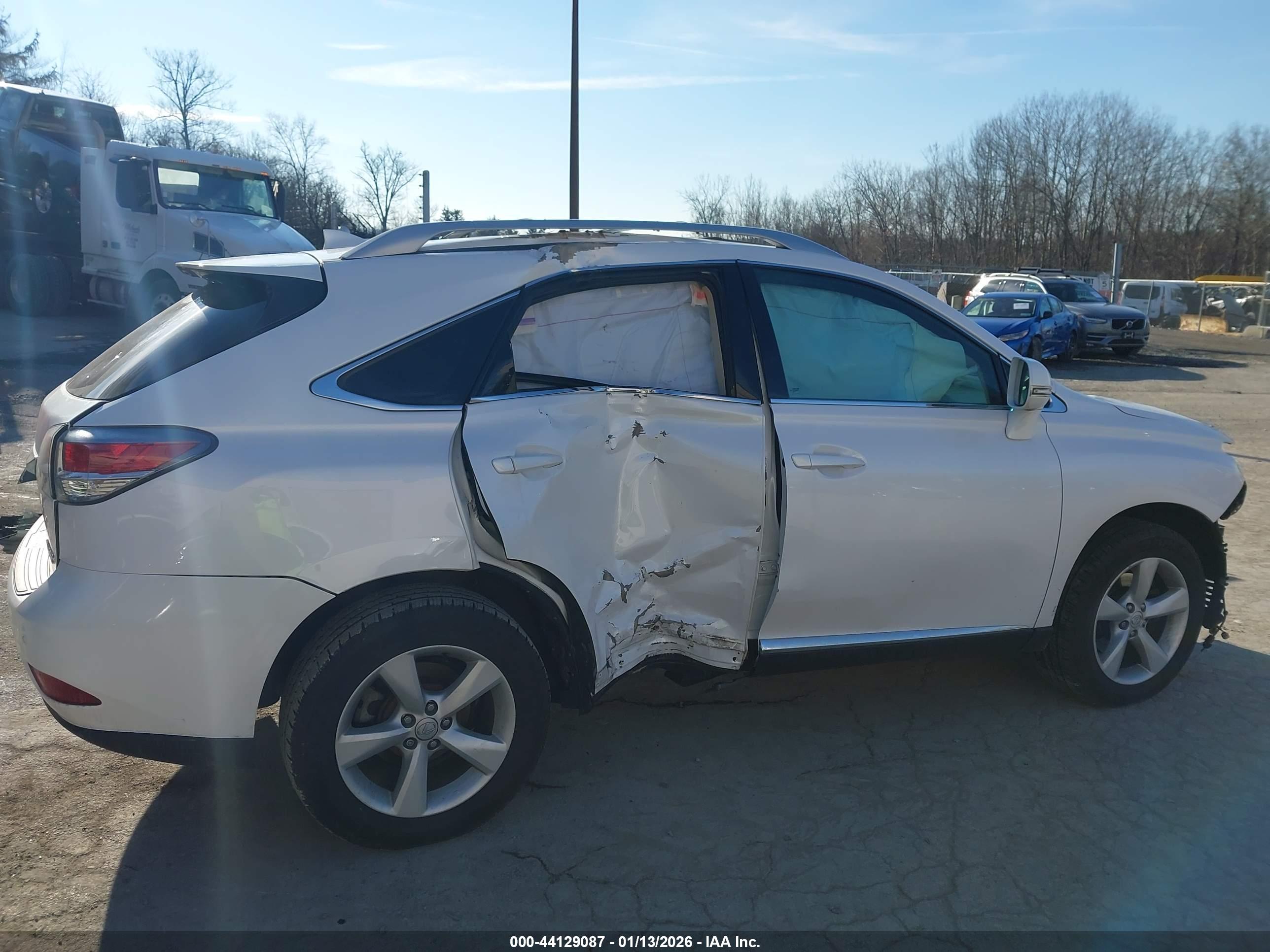 LEXUS RX image 6