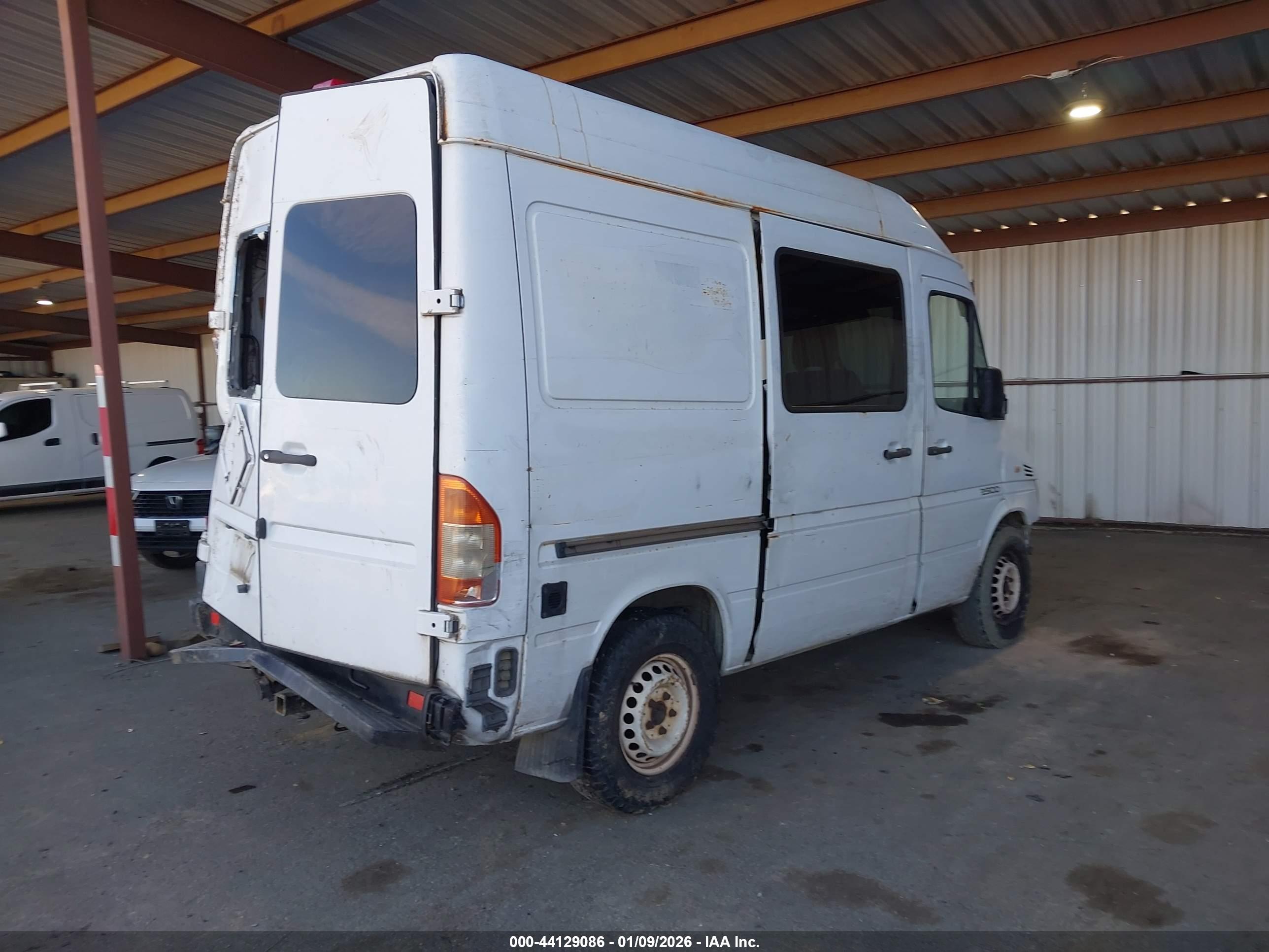 DODGE SPRINTER image 4