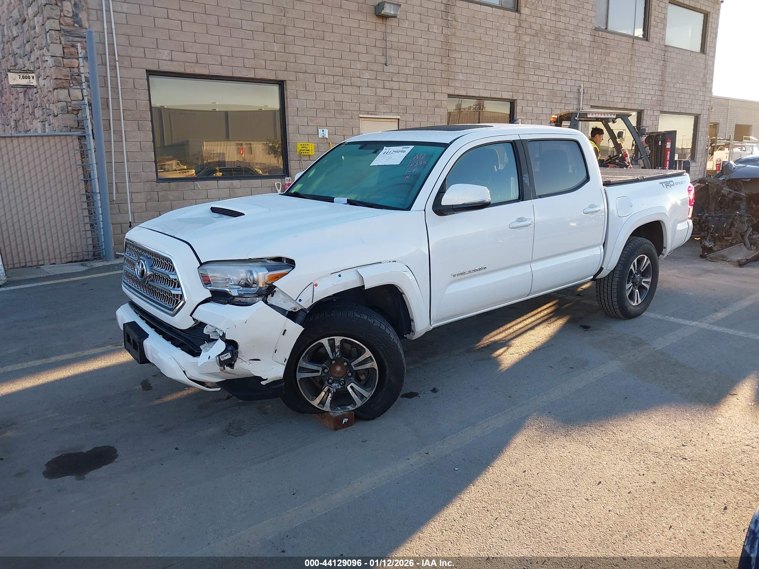 TOYOTA TACOMA image 2
