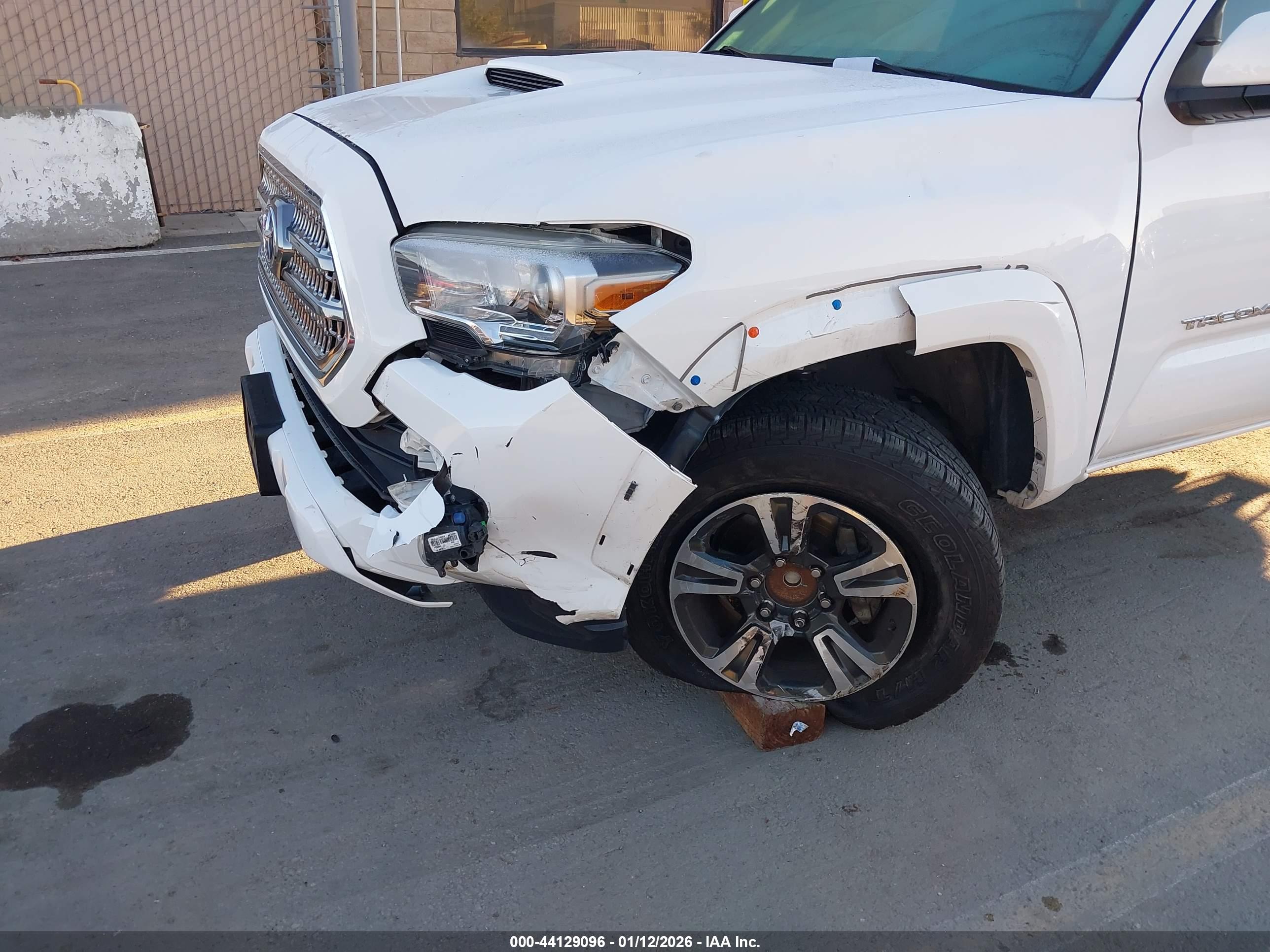 TOYOTA TACOMA image 6