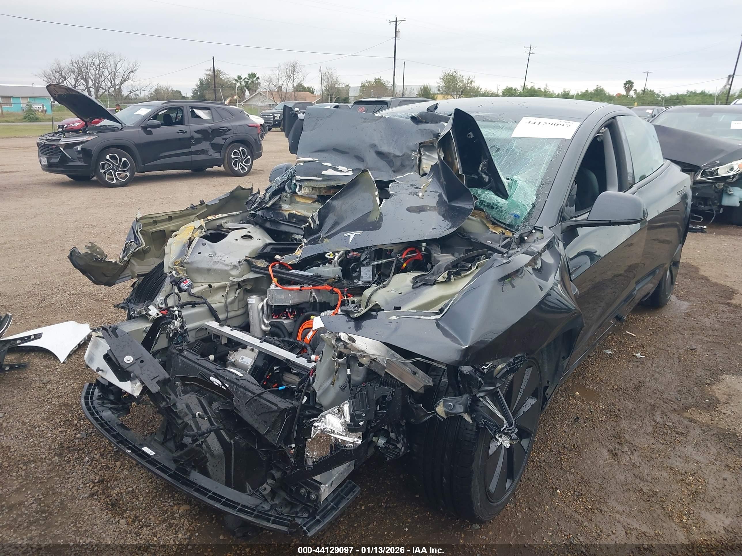 TESLA MODEL image 6