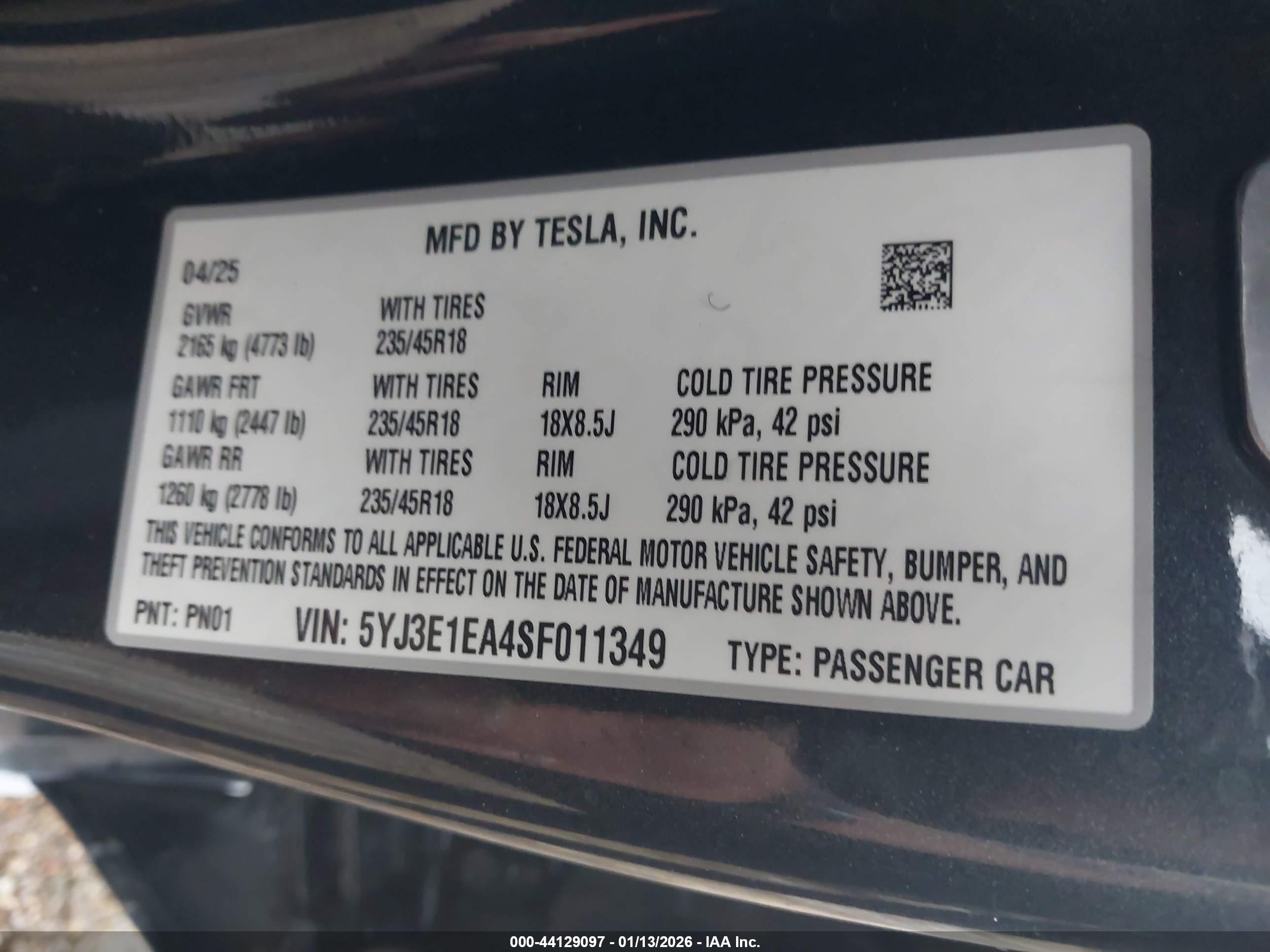 TESLA MODEL image 9
