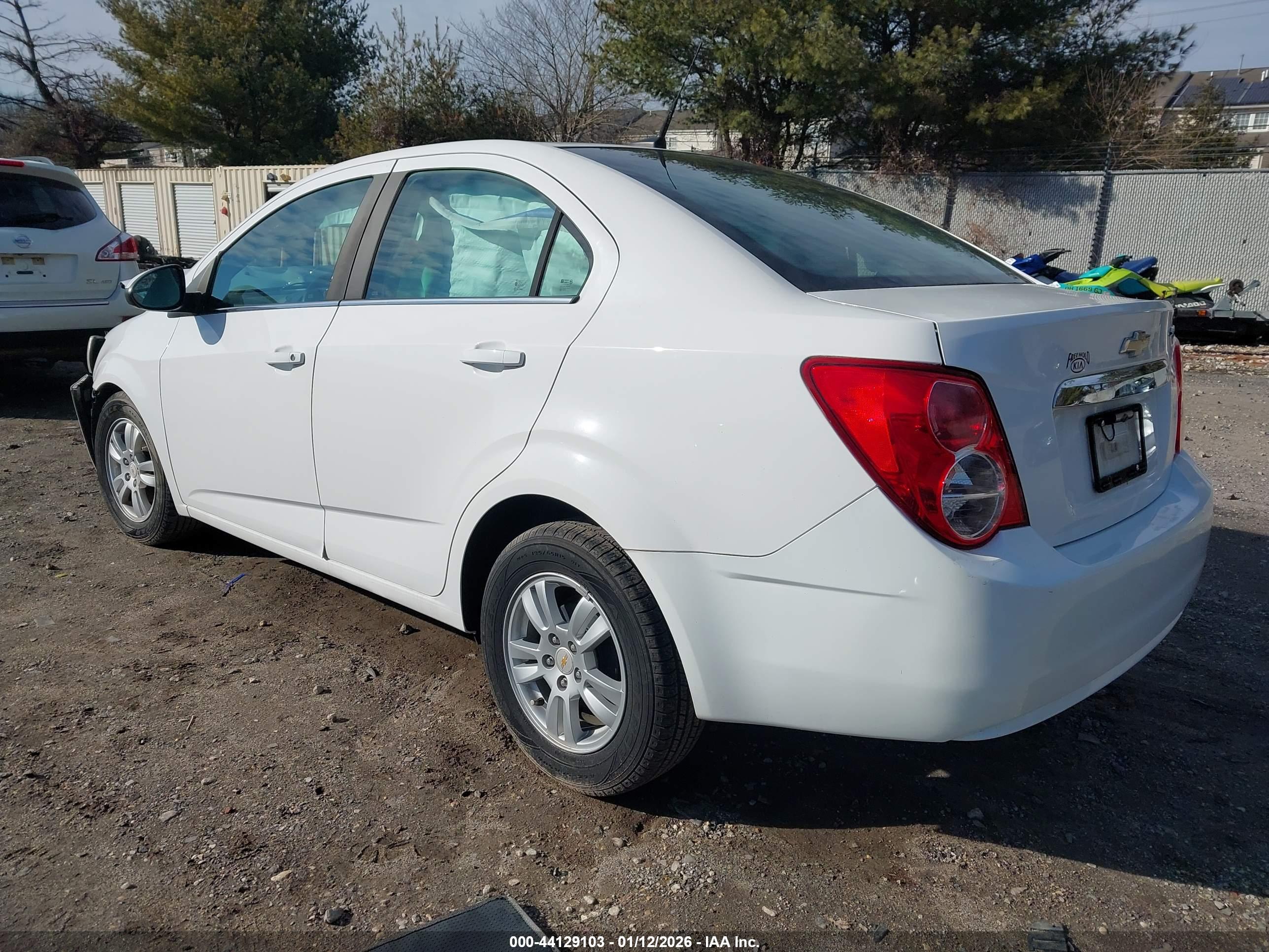 CHEVROLET SONIC image 3