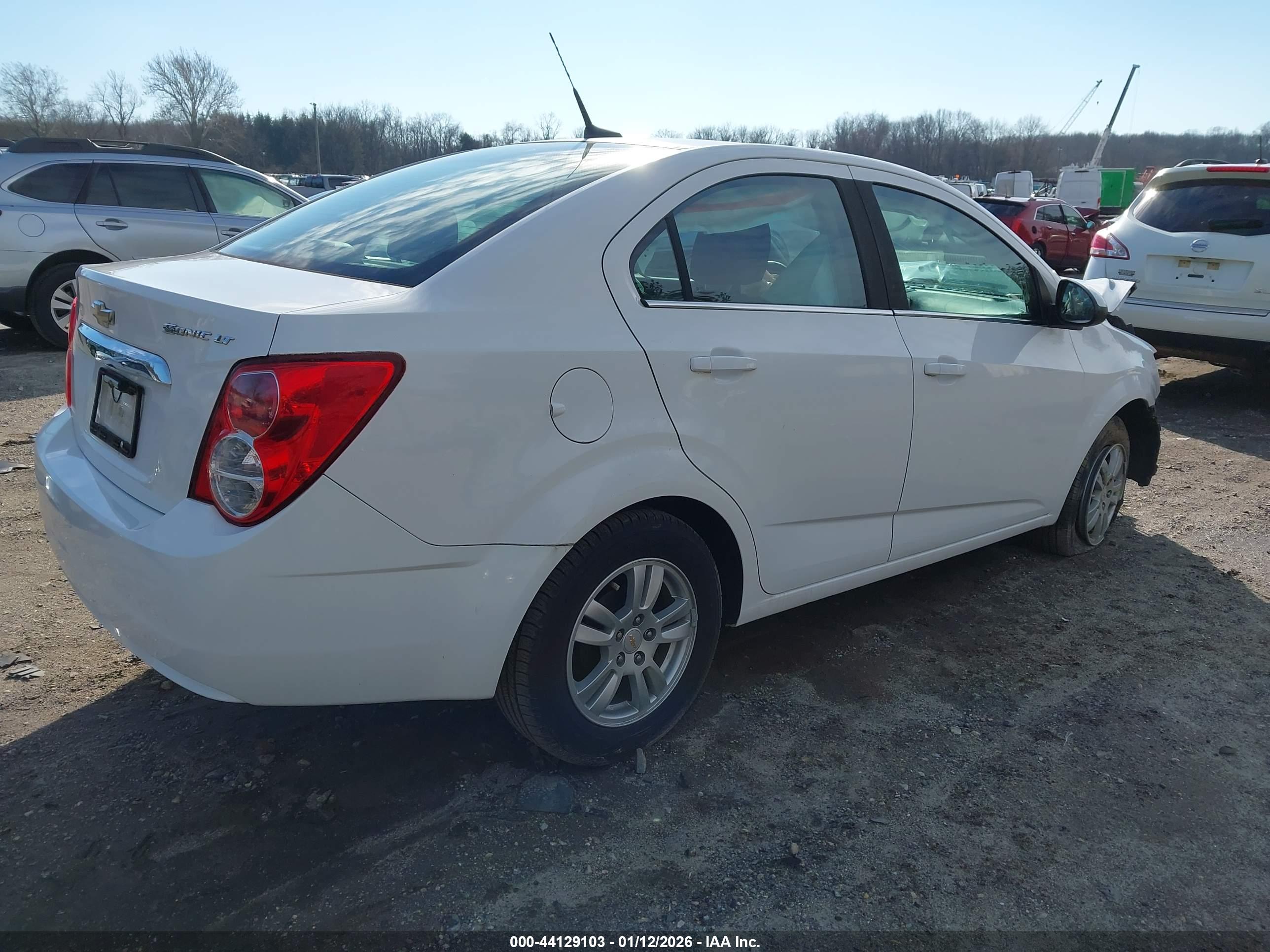 CHEVROLET SONIC image 4