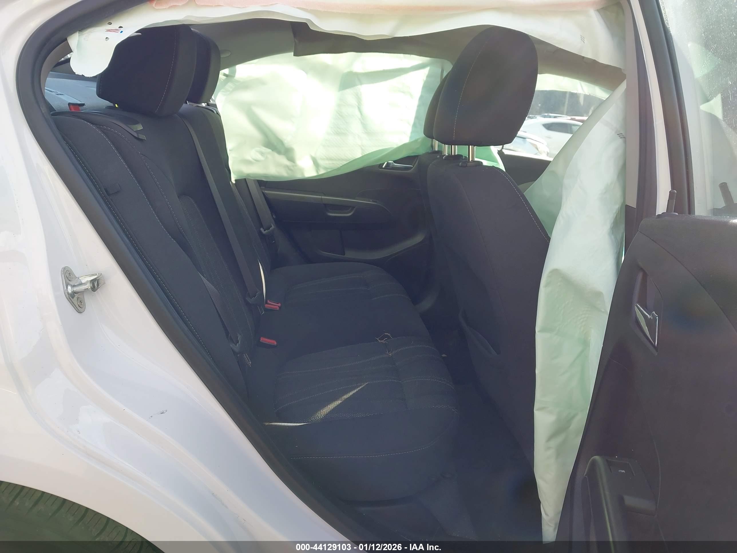 CHEVROLET SONIC image 8