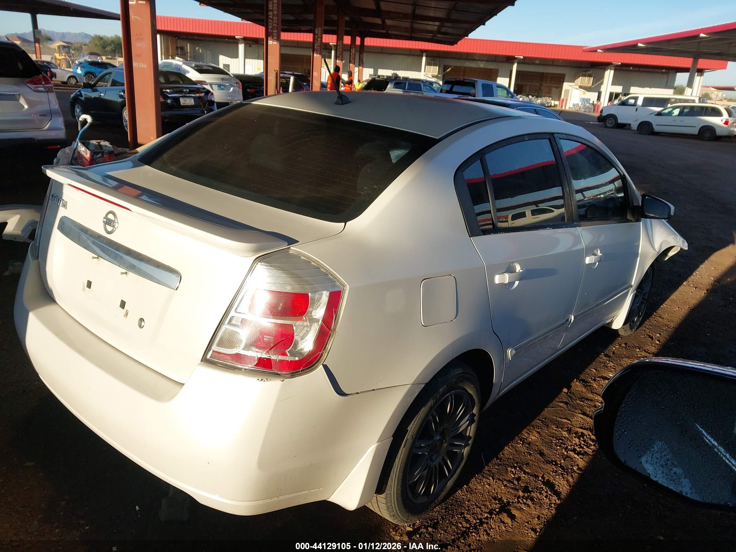 NISSAN SENTRA image 4