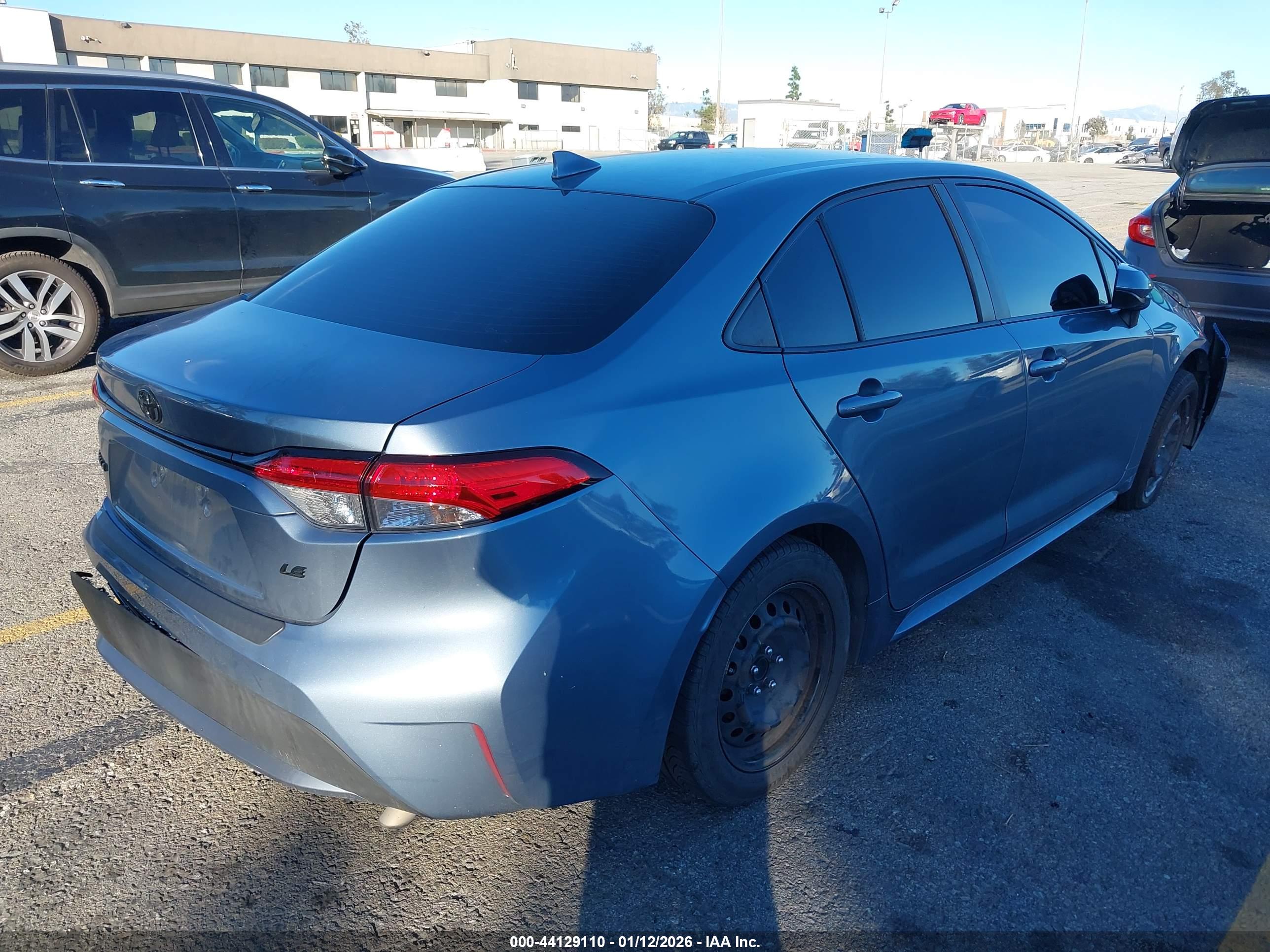 TOYOTA COROLLA image 4
