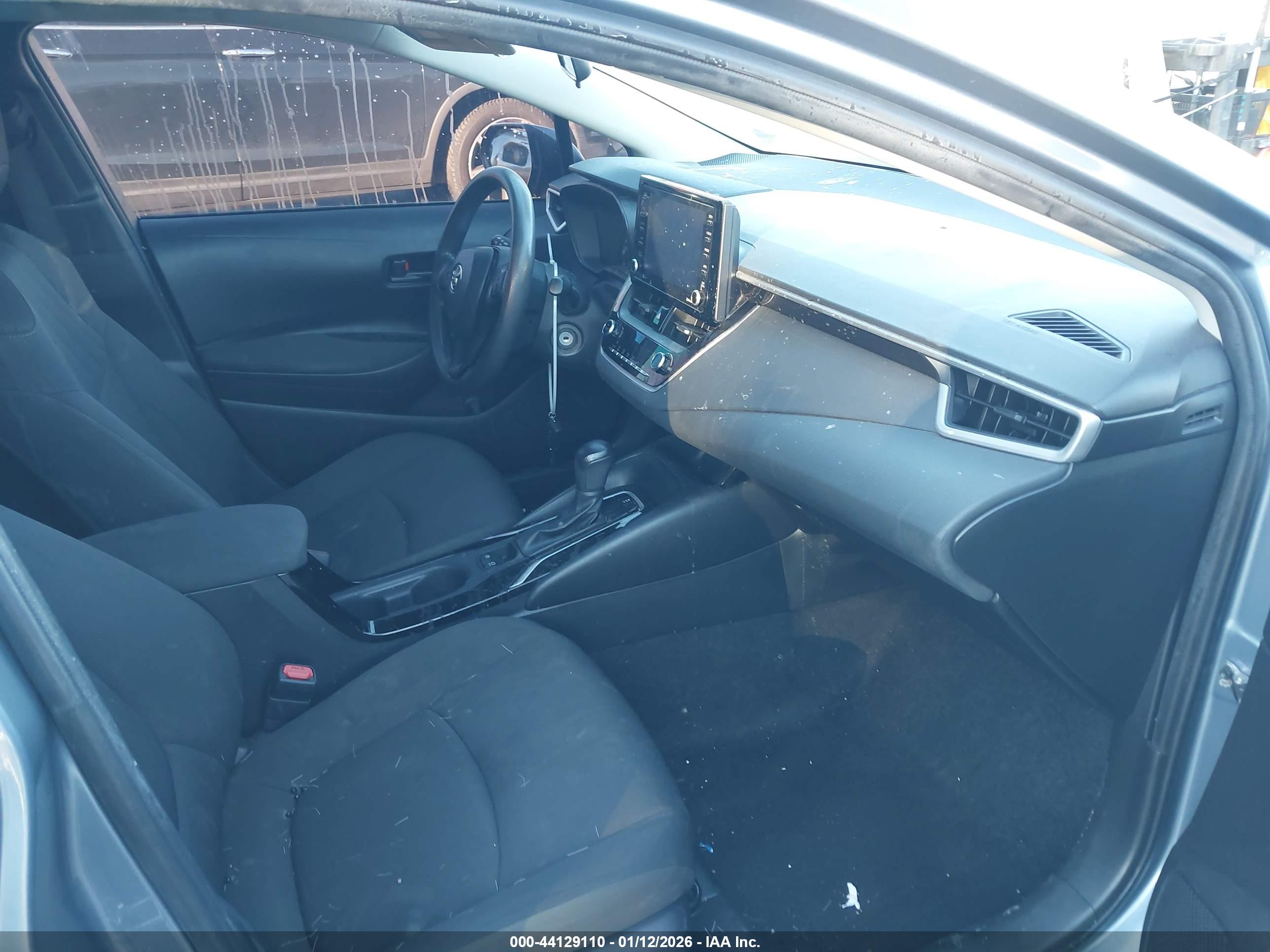 TOYOTA COROLLA image 5