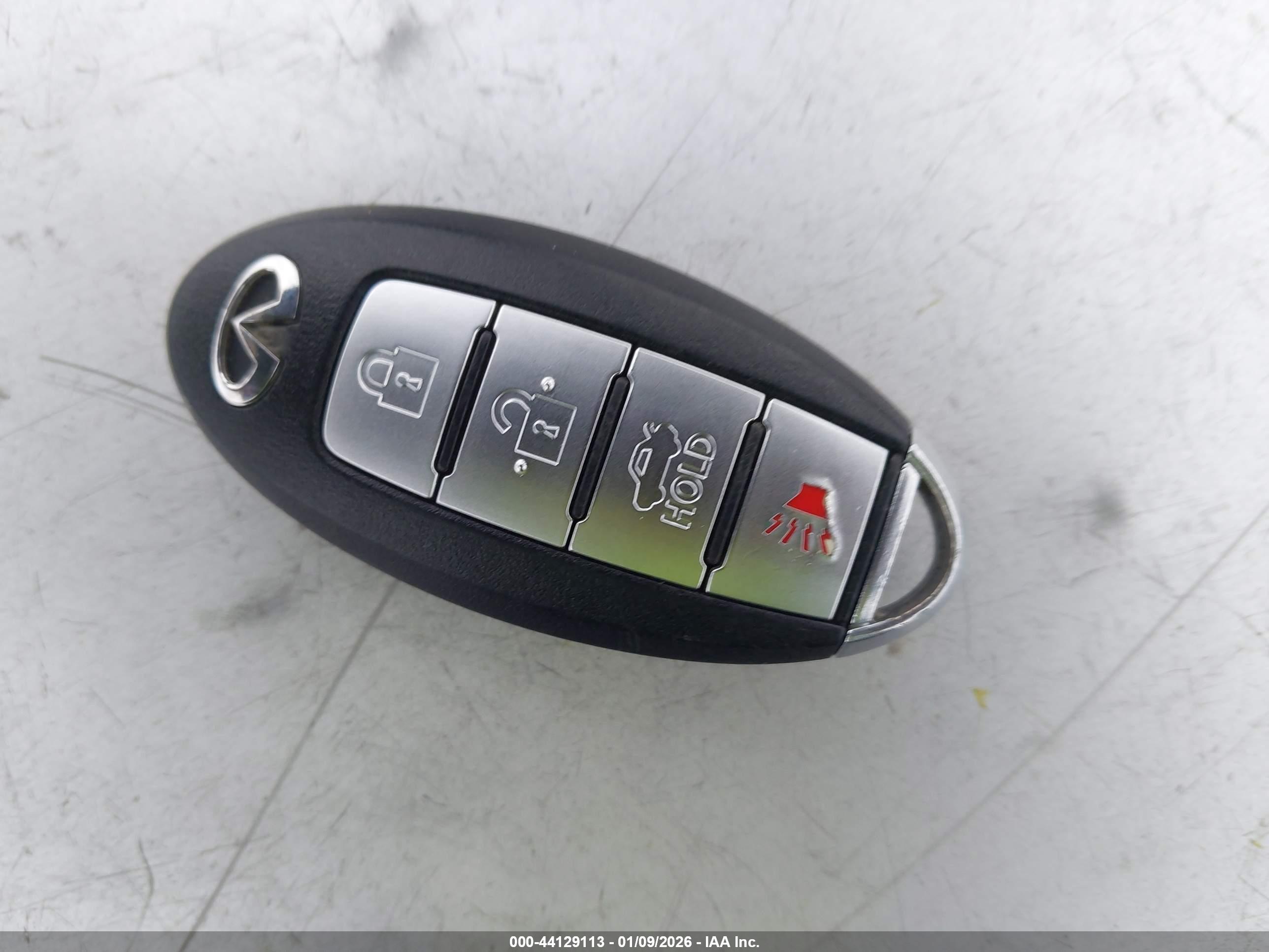 INFINITI Q50 image 11