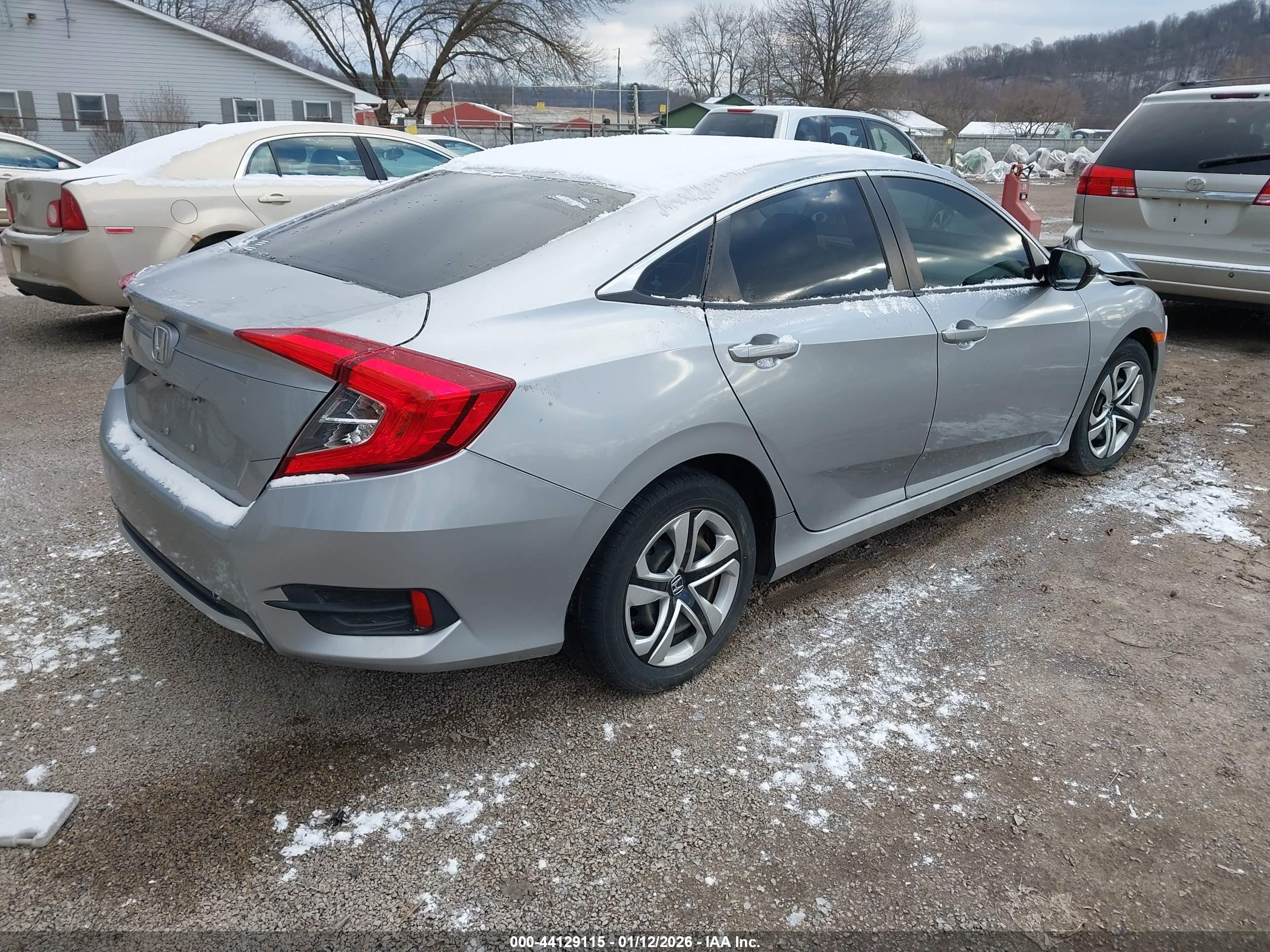 HONDA CIVIC image 4