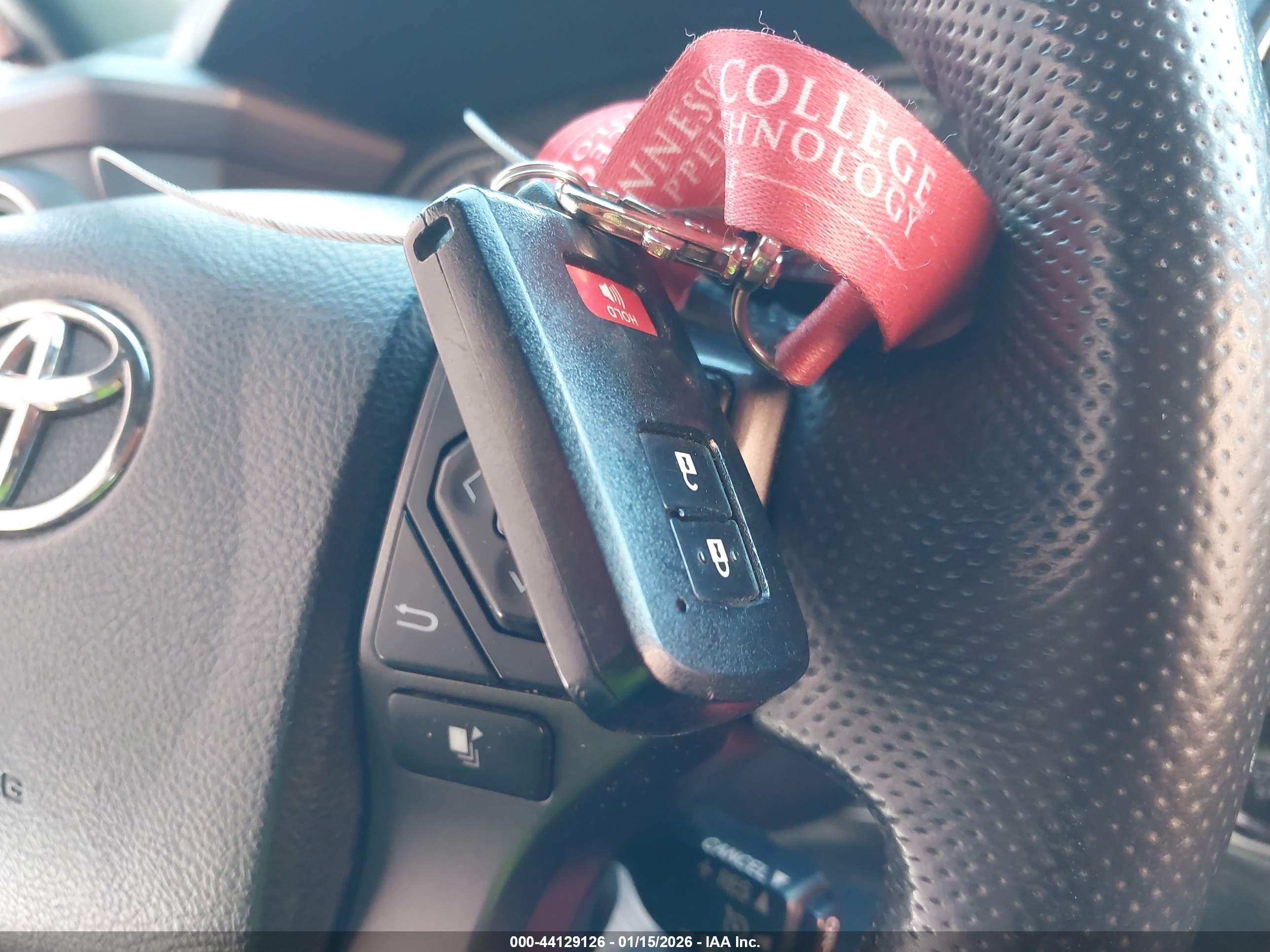 TOYOTA TACOMA image 11