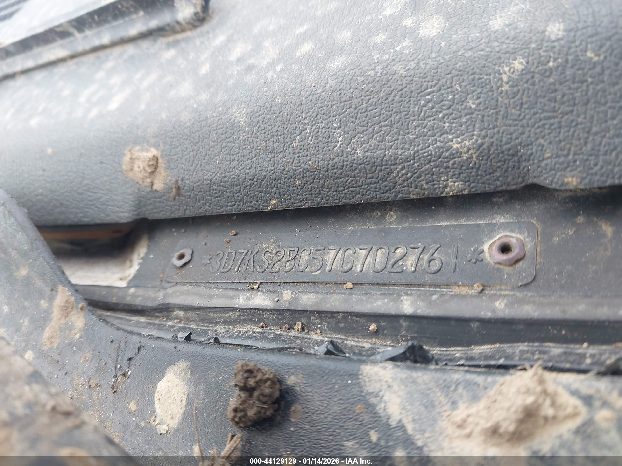 DODGE RAM image 9