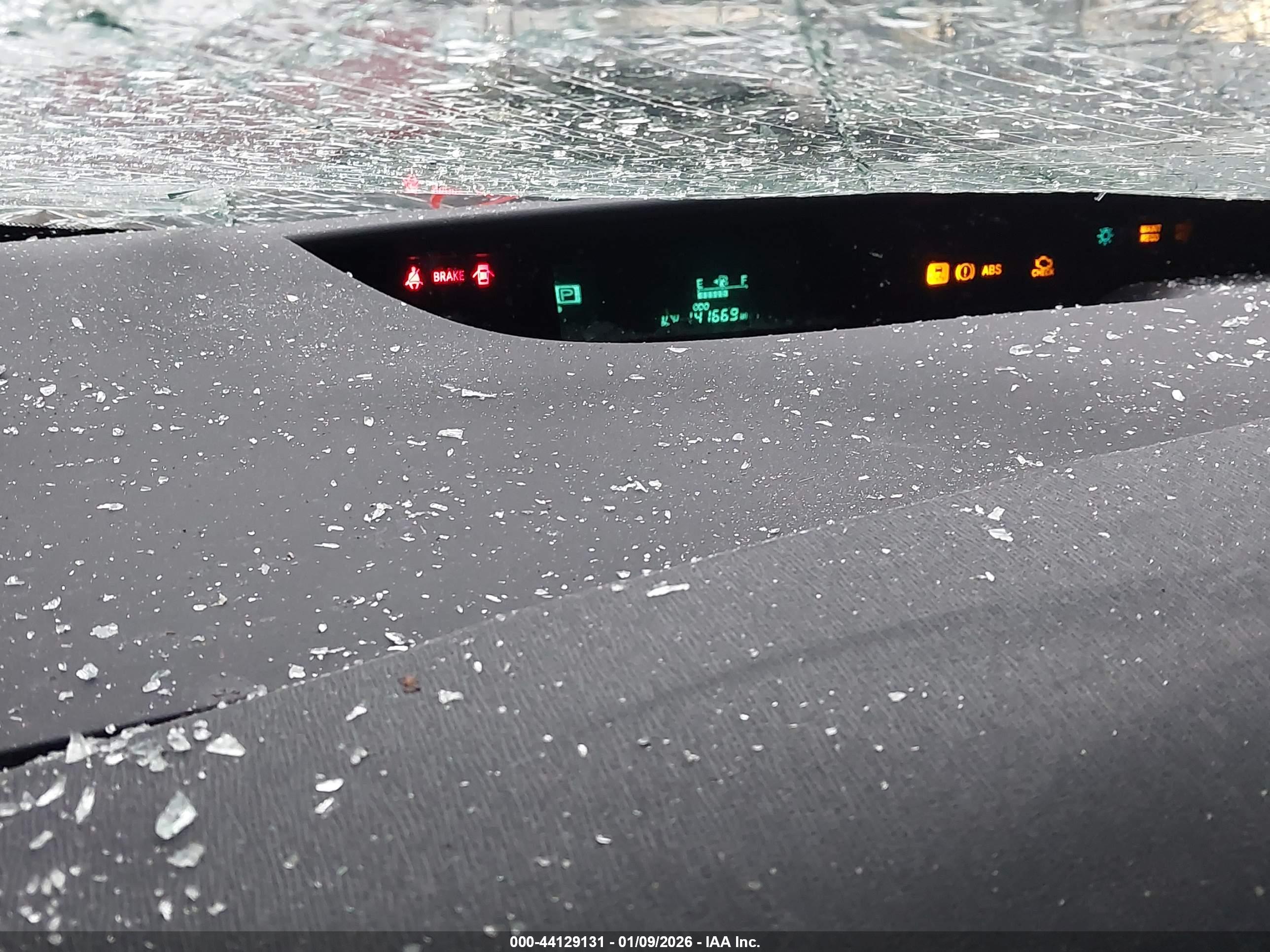 TOYOTA PRIUS image 7