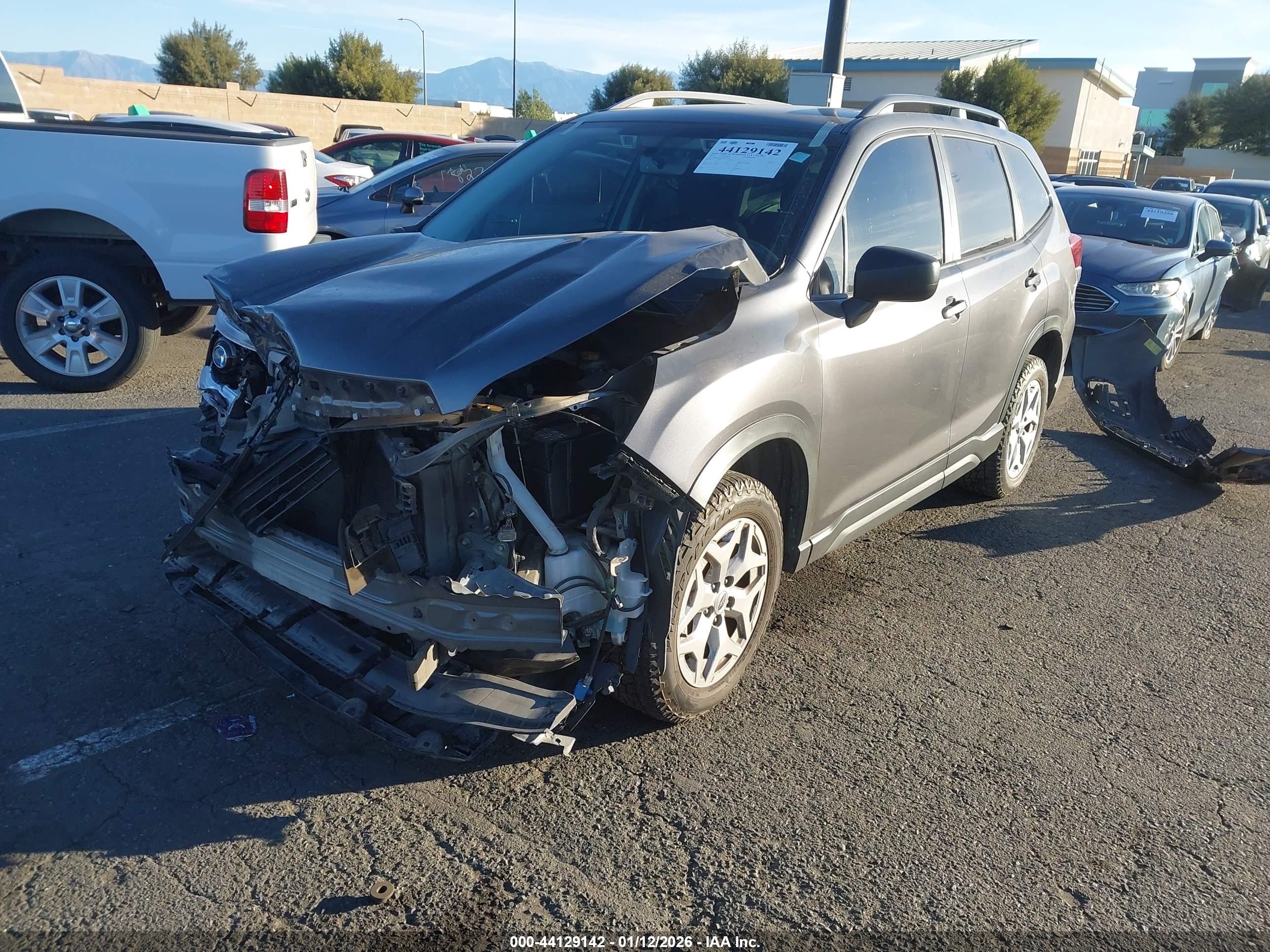 SUBARU FORESTER image 2