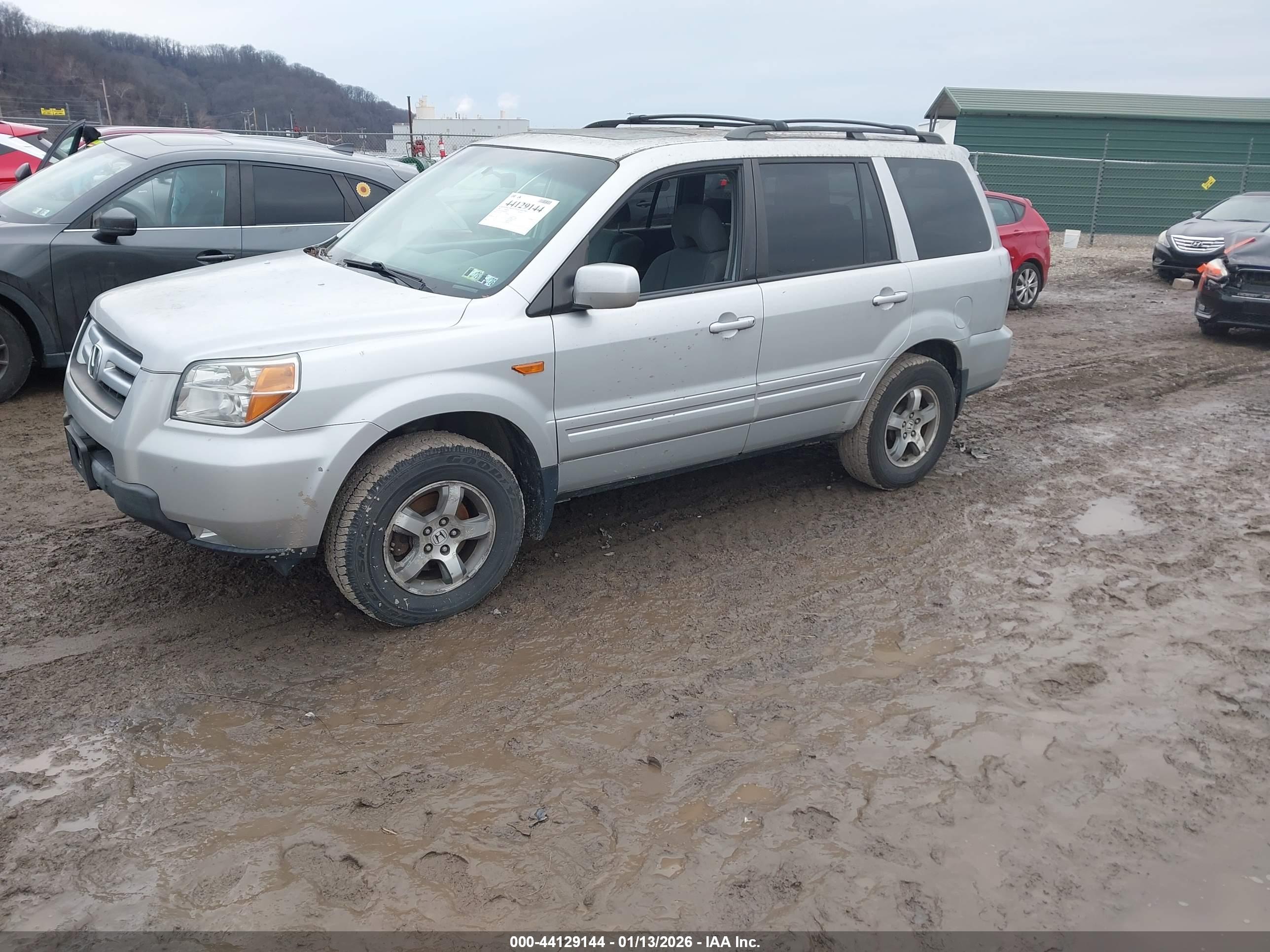 HONDA PILOT image 2