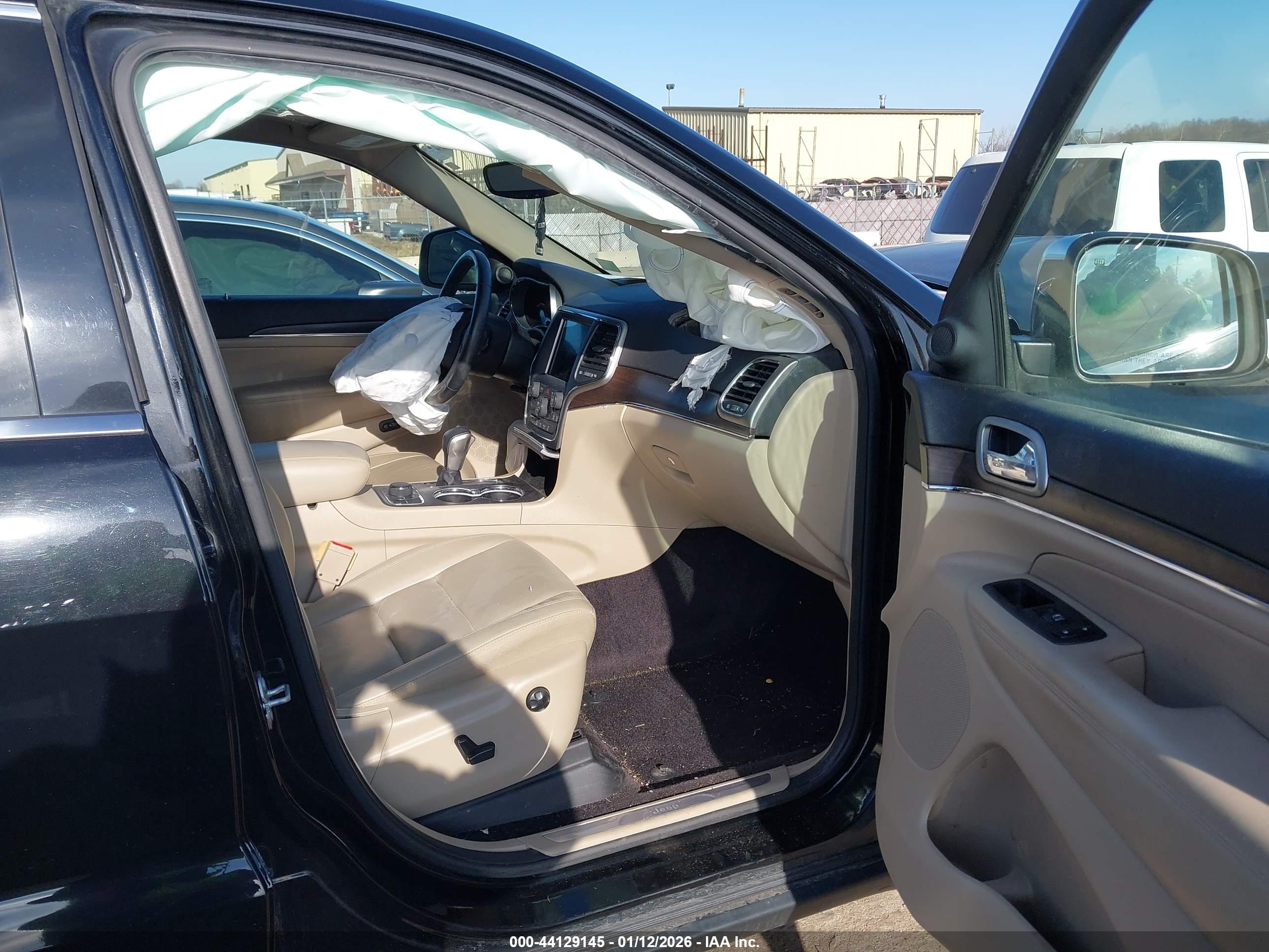 JEEP GRAND image 5