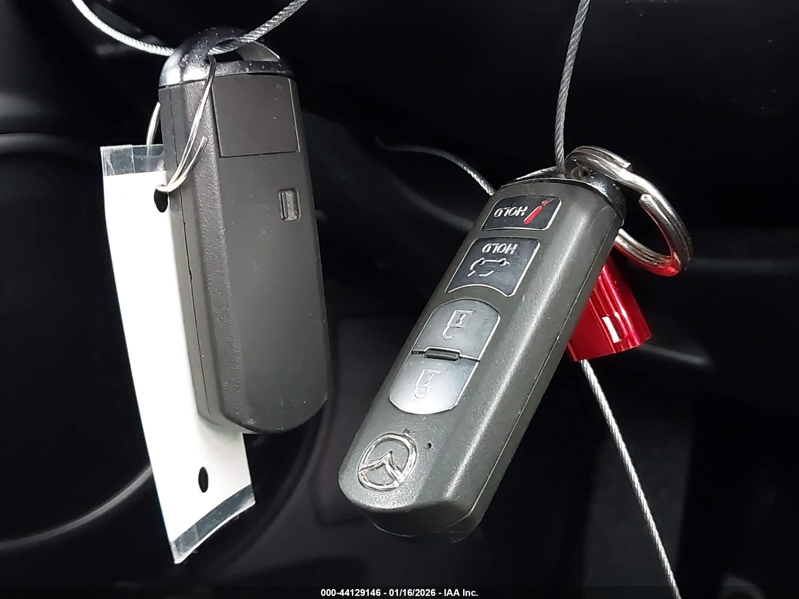 MAZDA MX-5 image 11