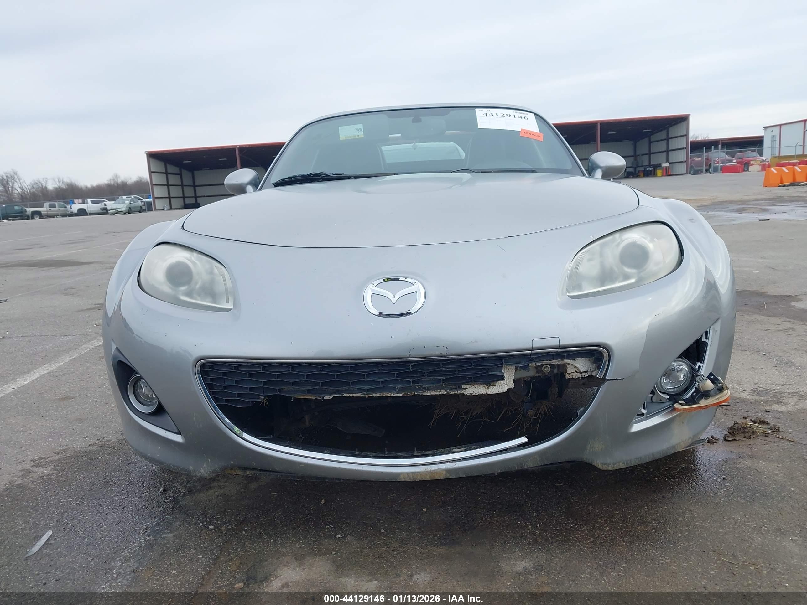 MAZDA MX-5 image 6