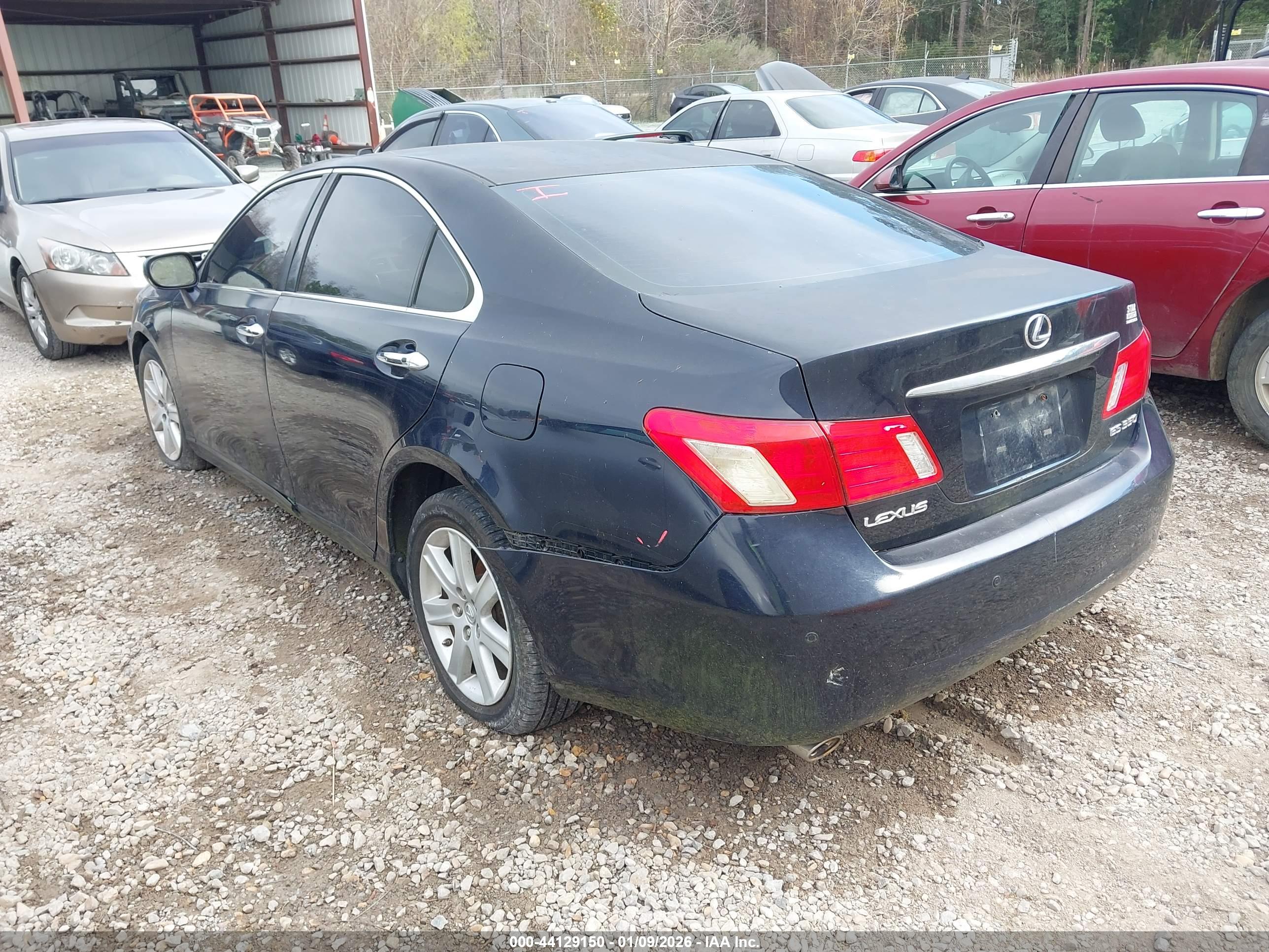 LEXUS ES image 3