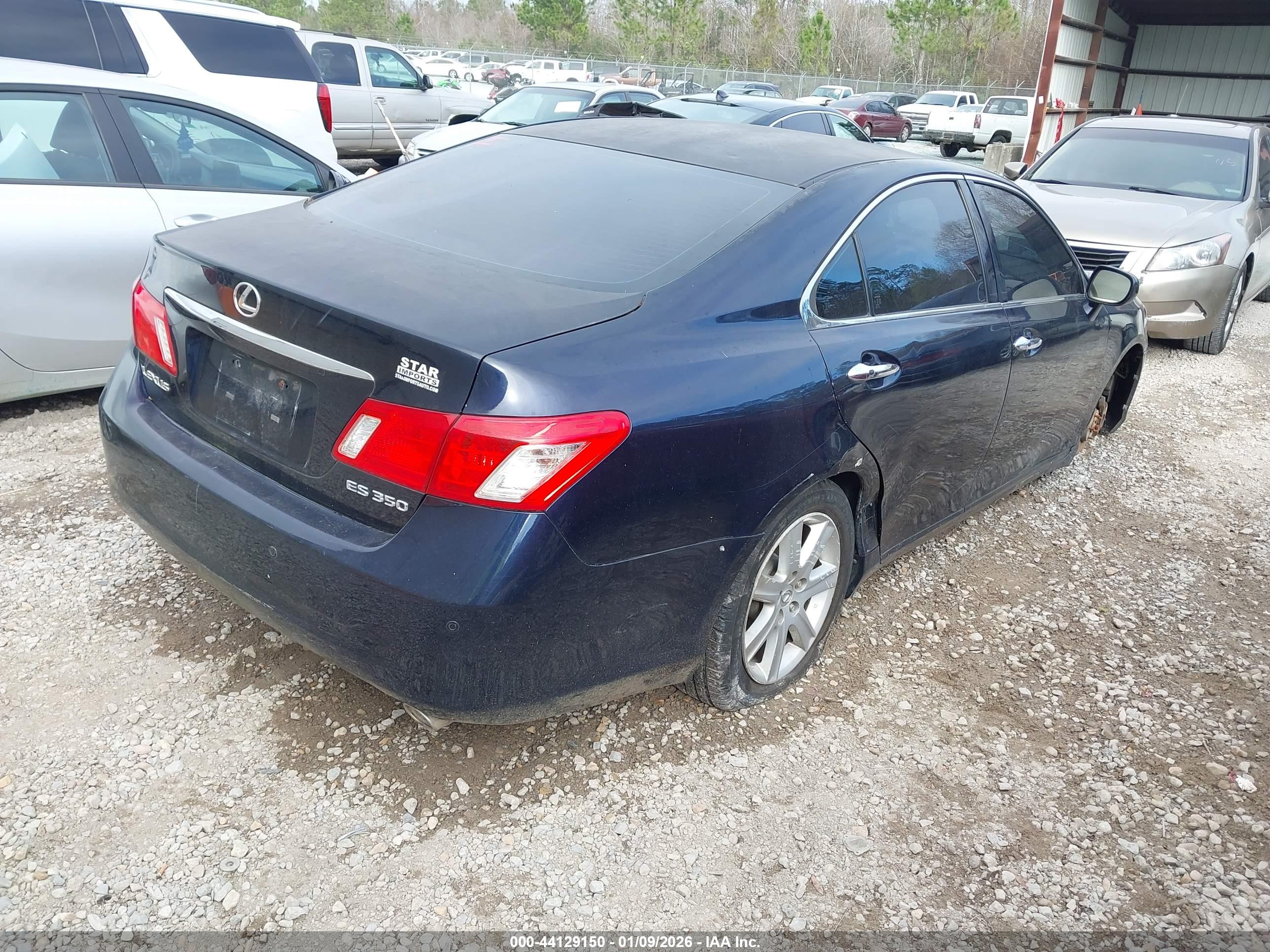 LEXUS ES image 4