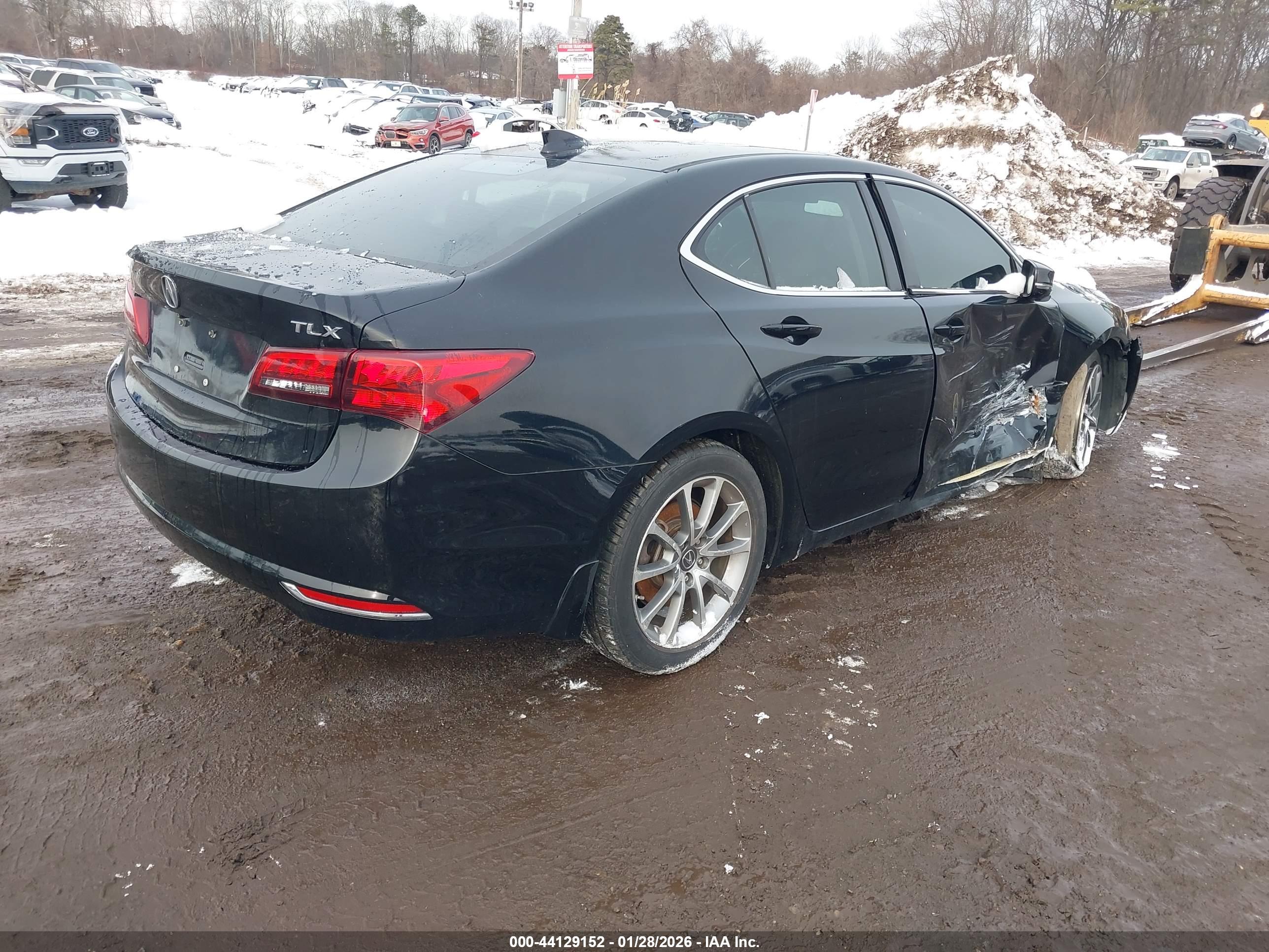 ACURA TLX image 4