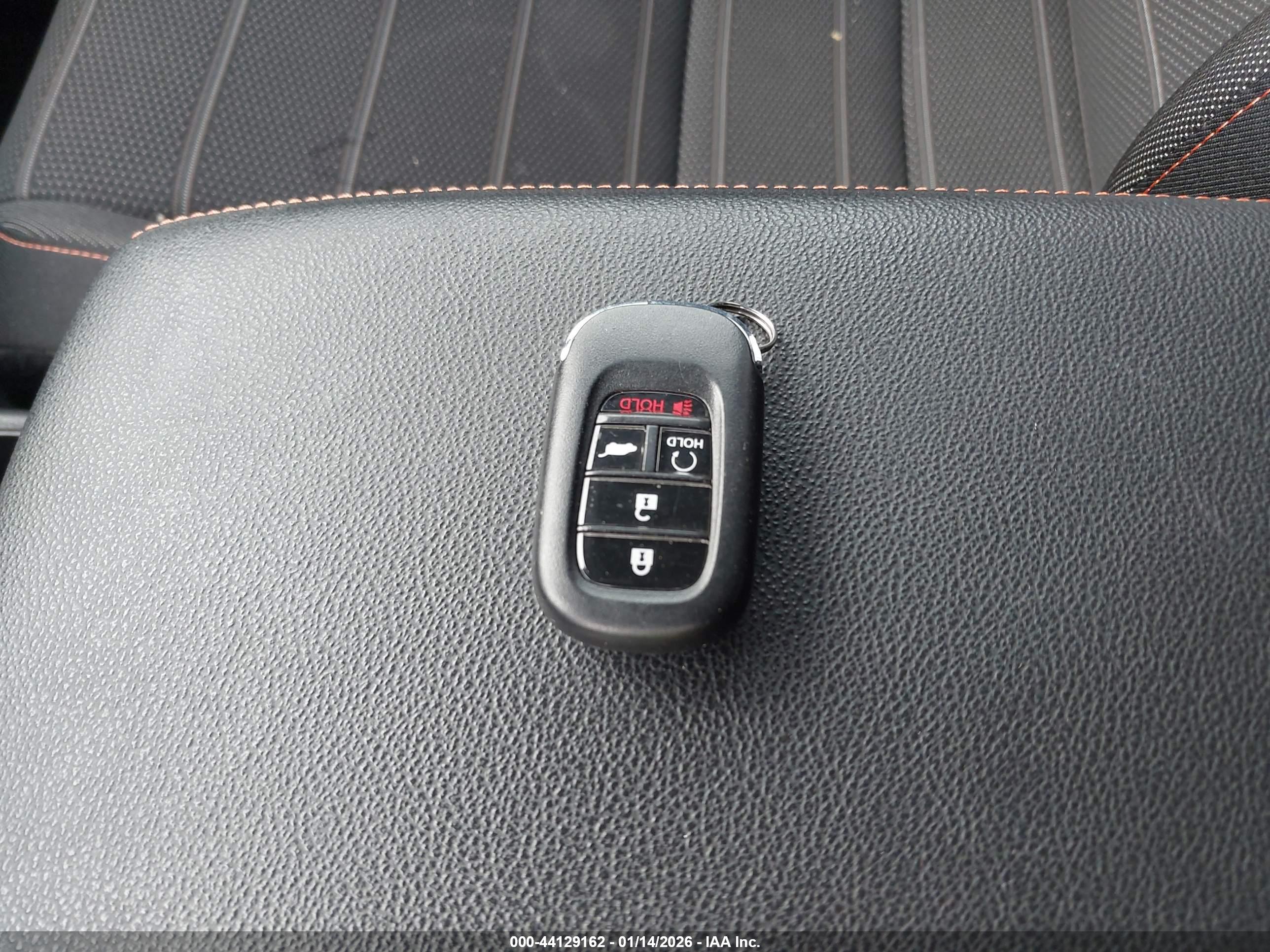 HONDA CR-V image 11