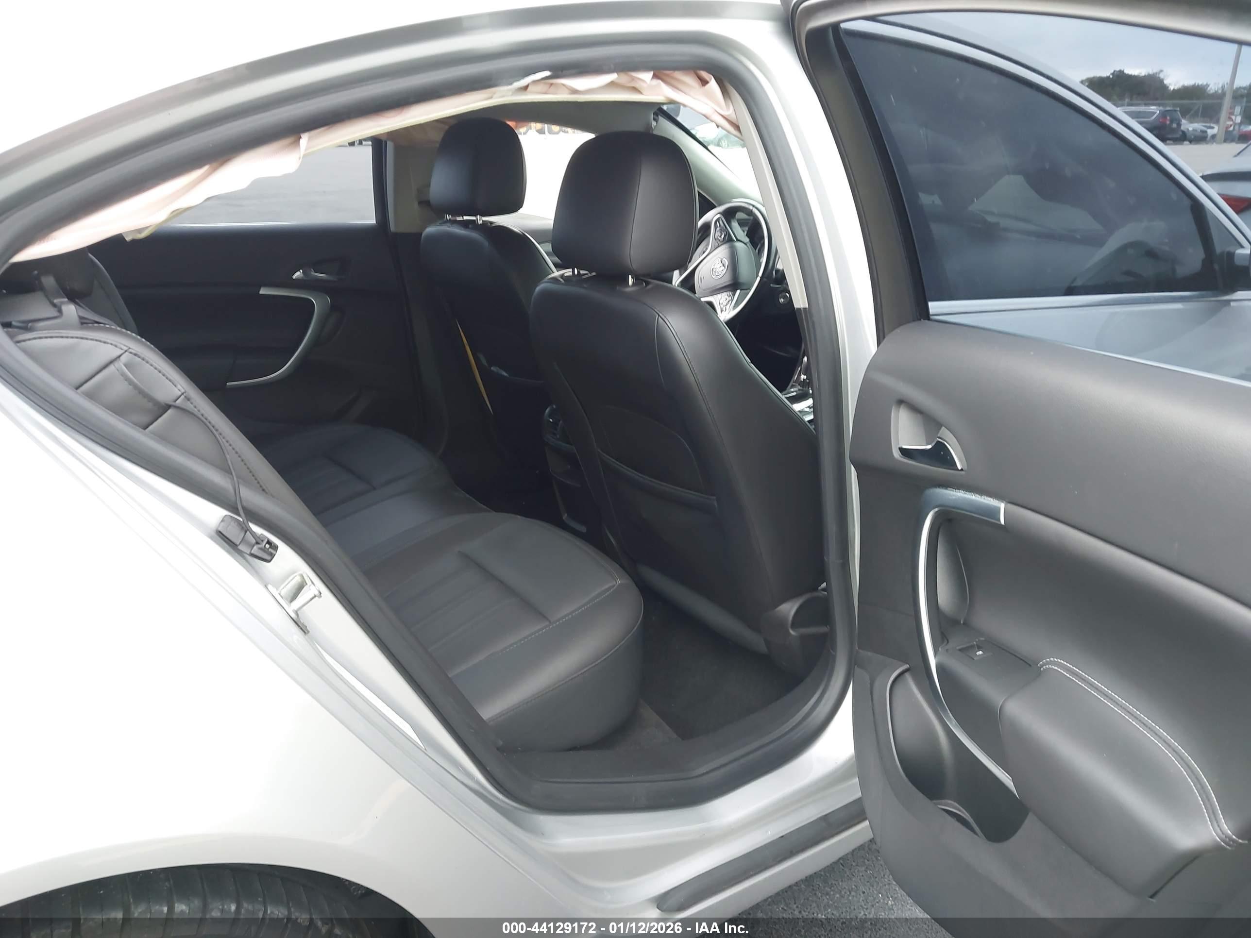 BUICK REGAL image 8
