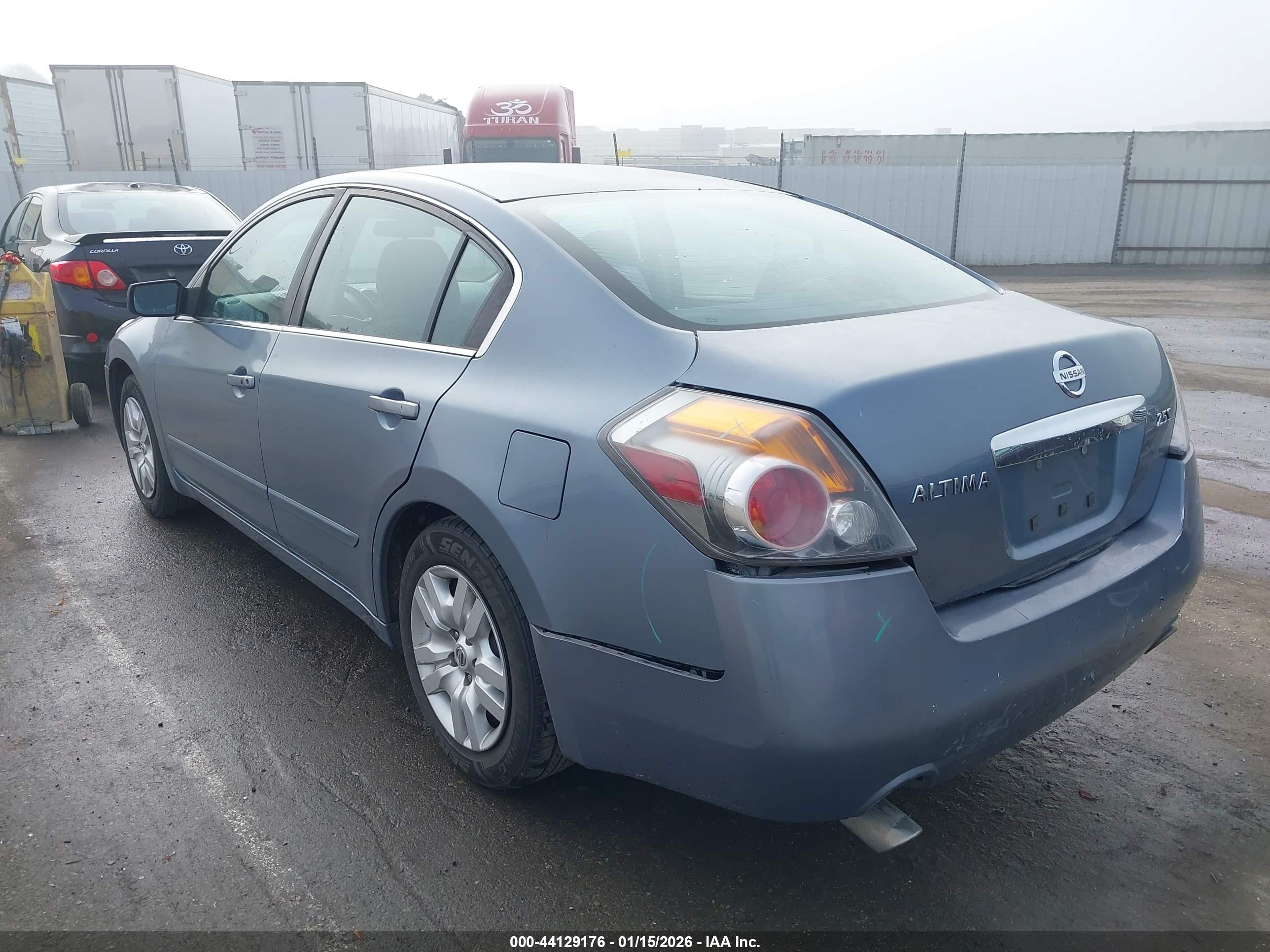 NISSAN ALTIMA image 3