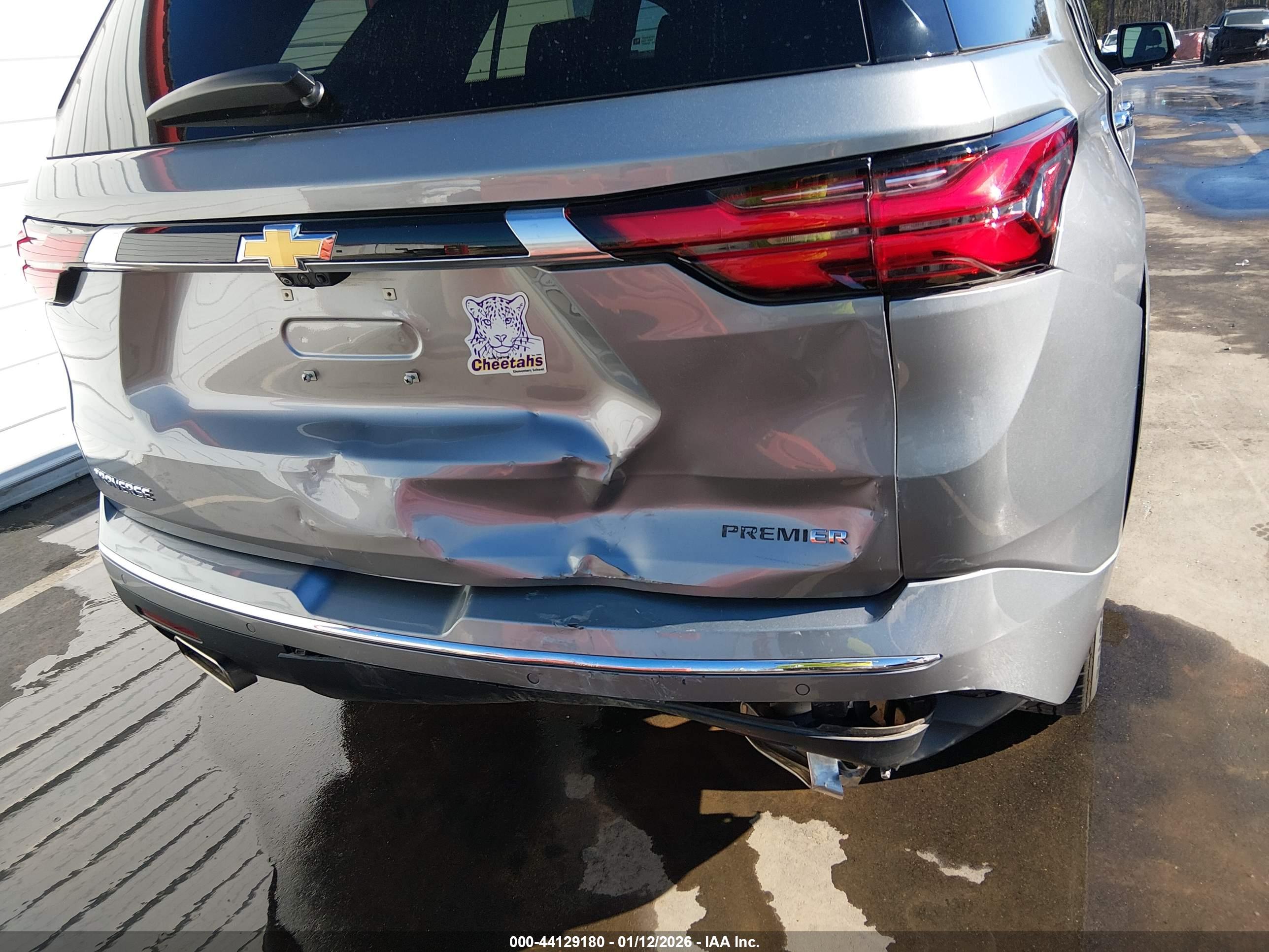 CHEVROLET TRAVERSE image 6