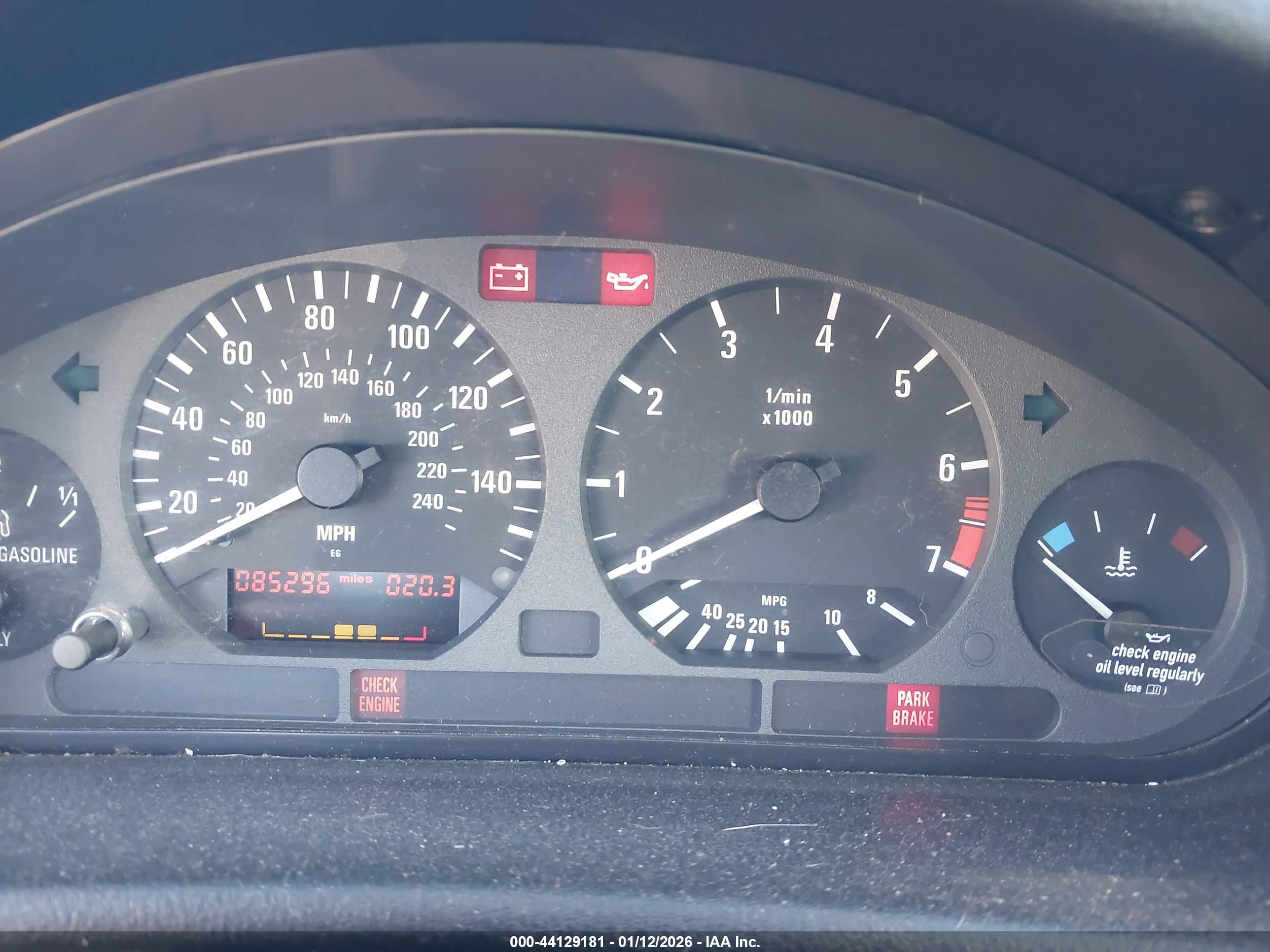 BMW 323IC image 7